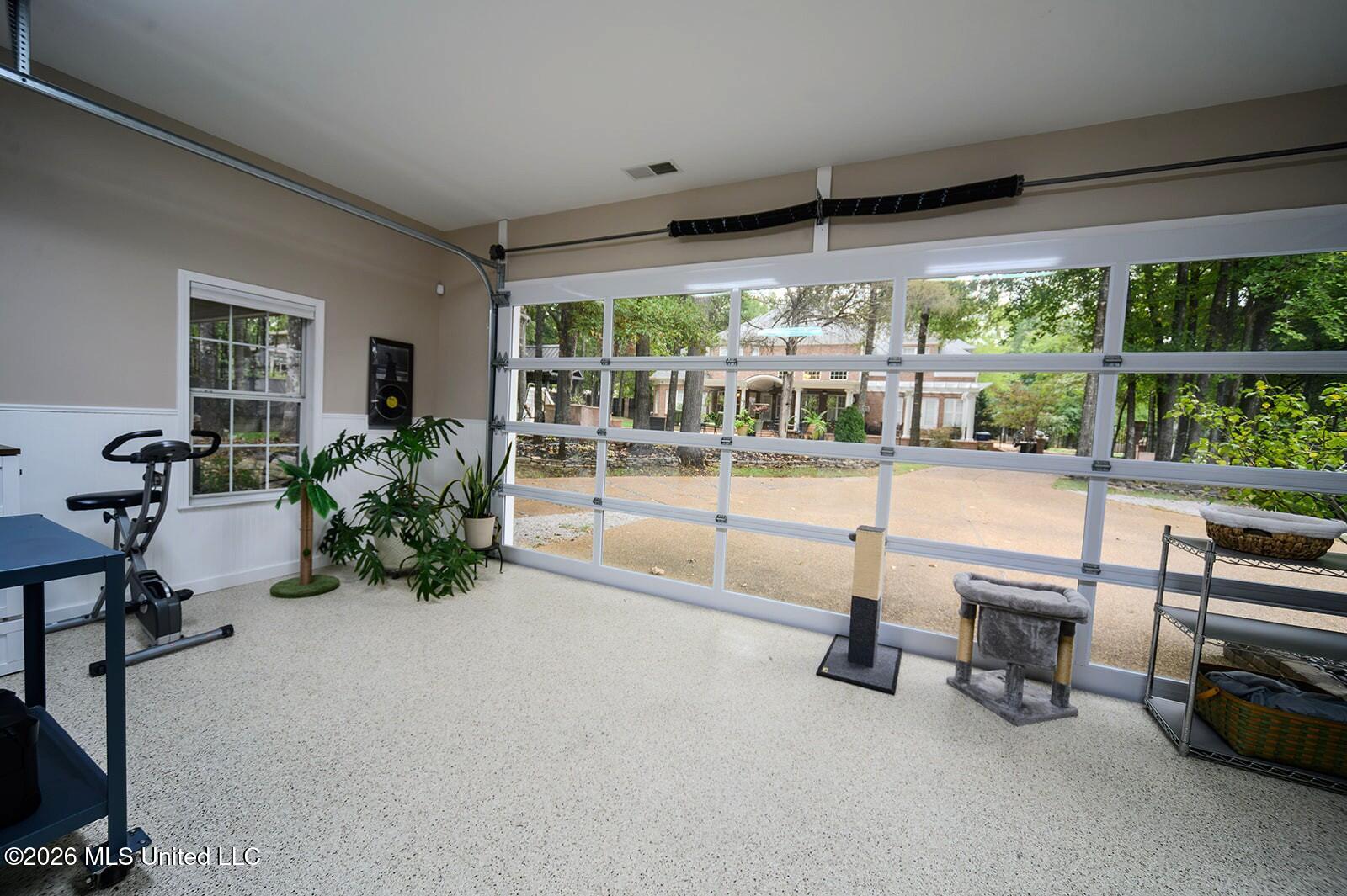 6175 Autumn Oaks Drive Property Photo 48