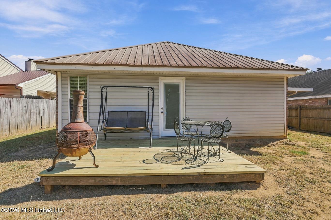 1920 Cape Cove Property Photo 22