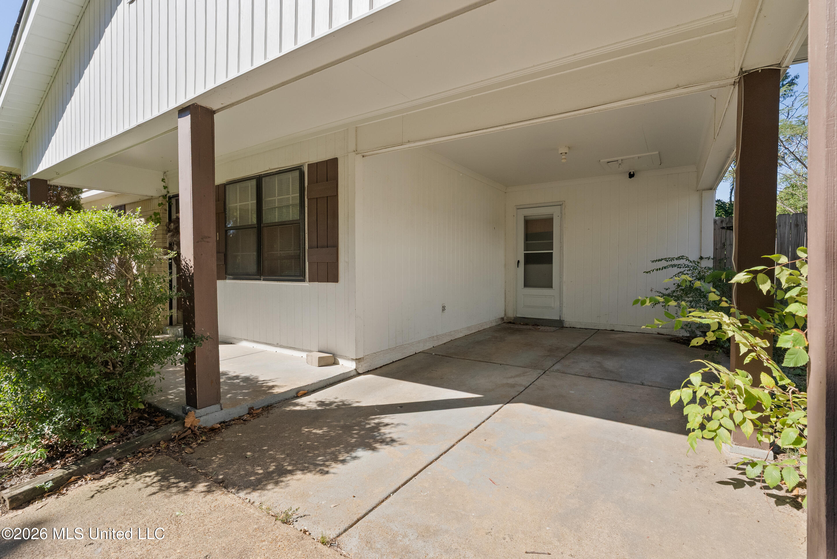 7631 W Southaven Circle Property Photo 3