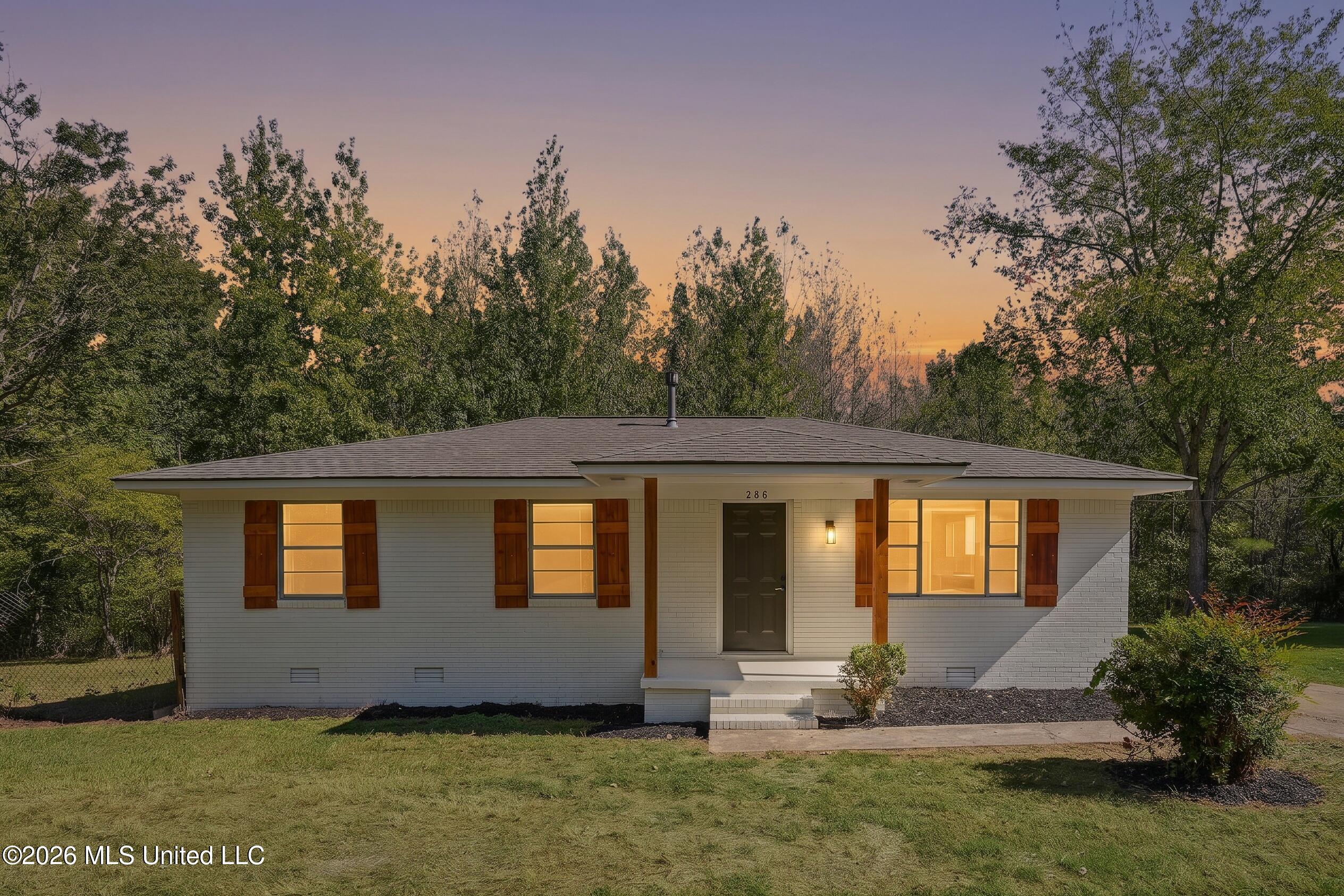 286 Tucker Road Property Photo 1