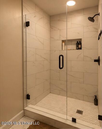 6411 Rolling Hills Drive Property Photo 22