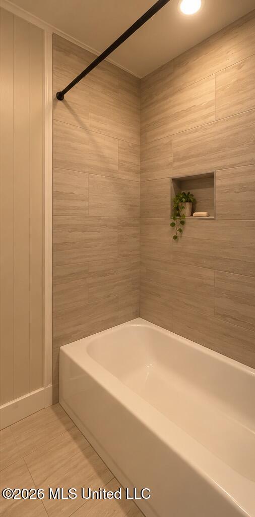 6411 Rolling Hills Drive Property Photo 23