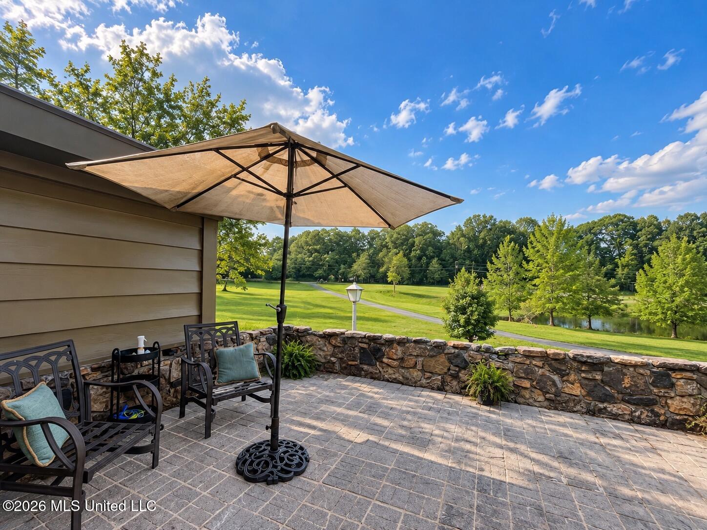 6411 Rolling Hills Drive Property Photo 27