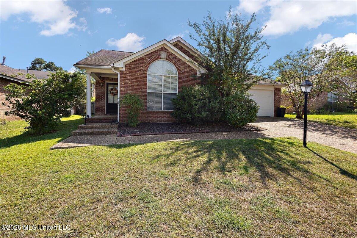 1007 Carlyle Cove