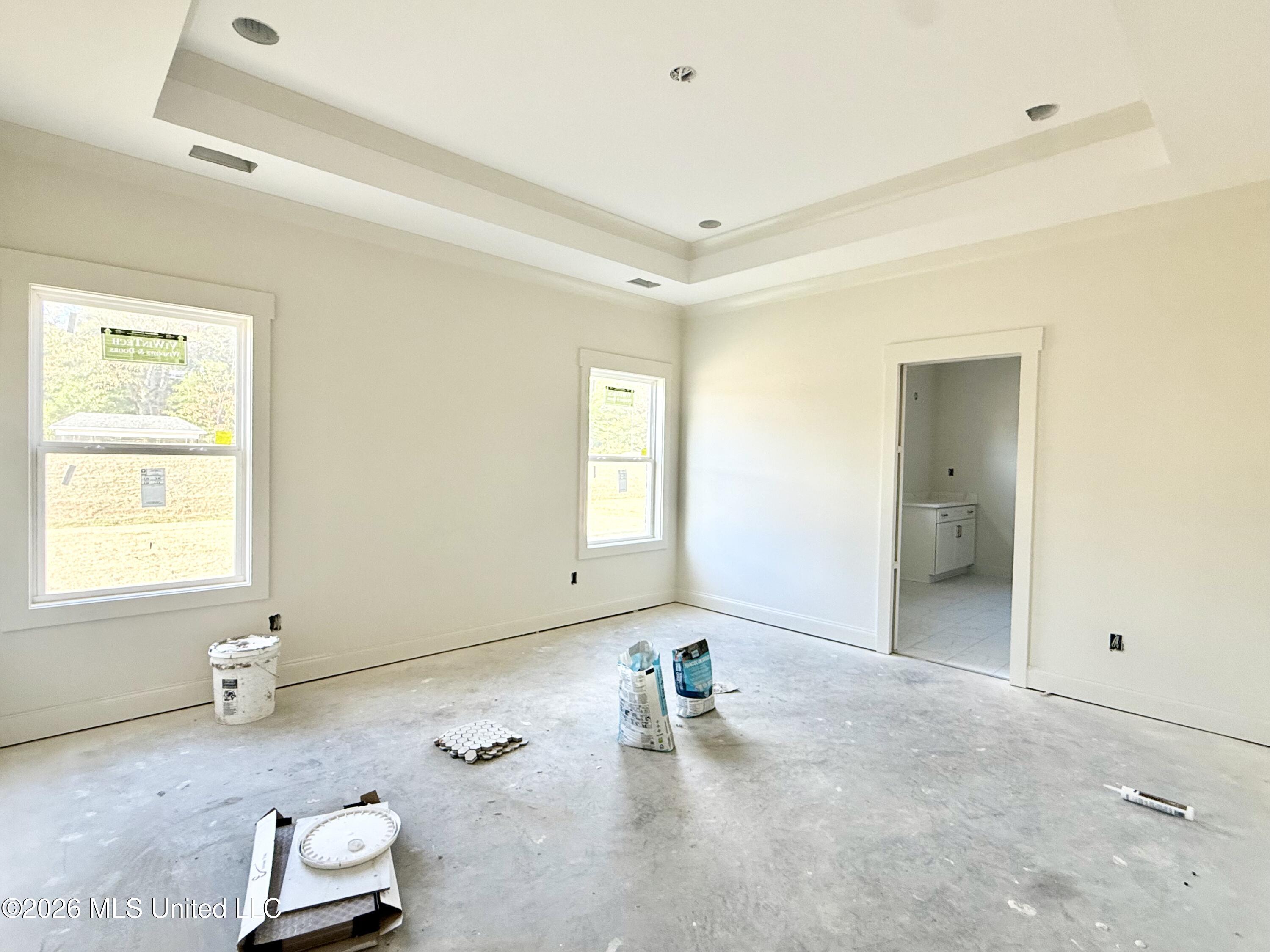 2480 Saint Charles Cove Property Photo 4