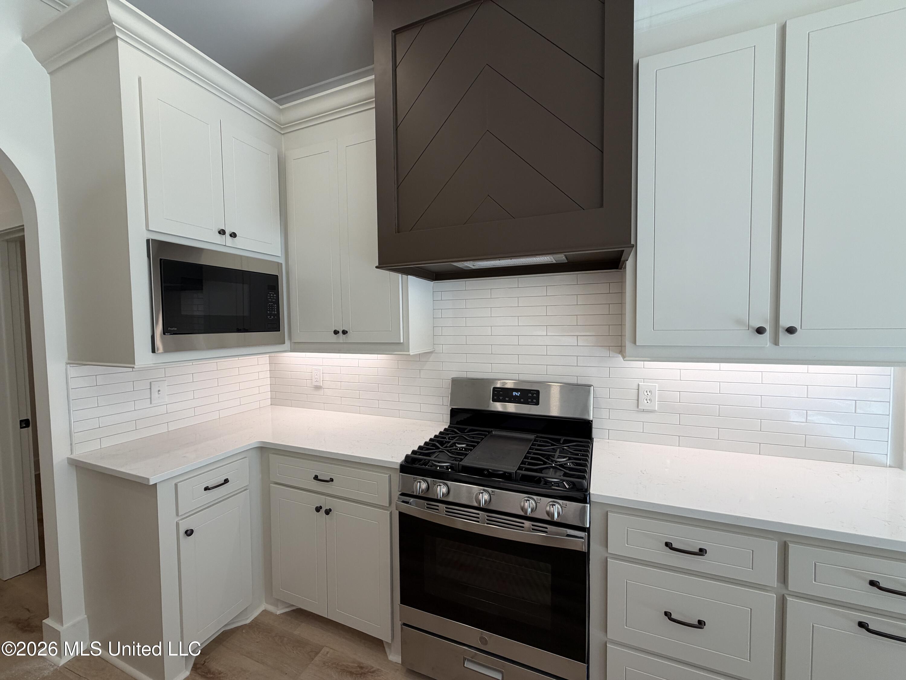 221 Anderson Oaks Drive Property Photo 10