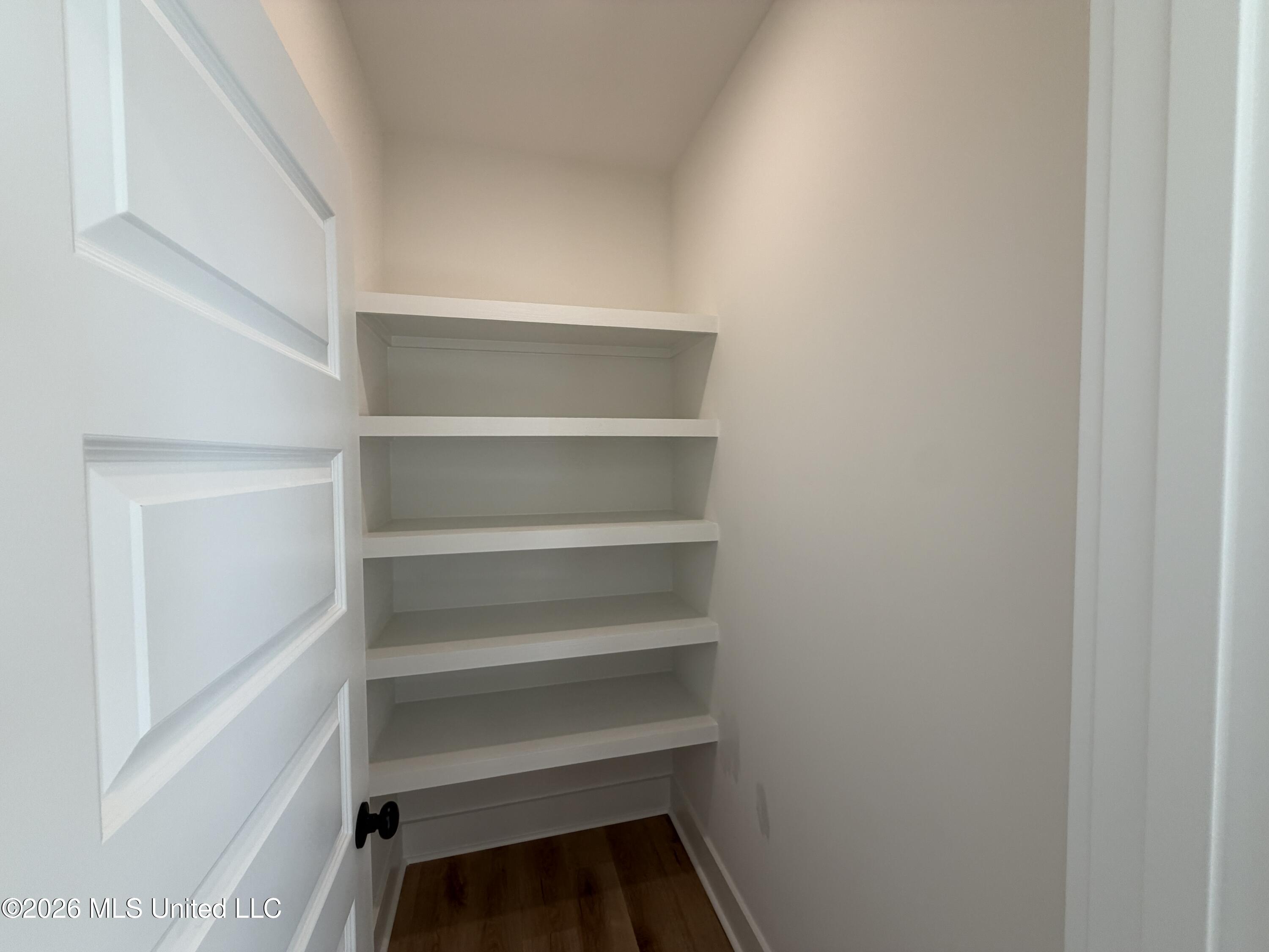 221 Anderson Oaks Drive Property Photo 17