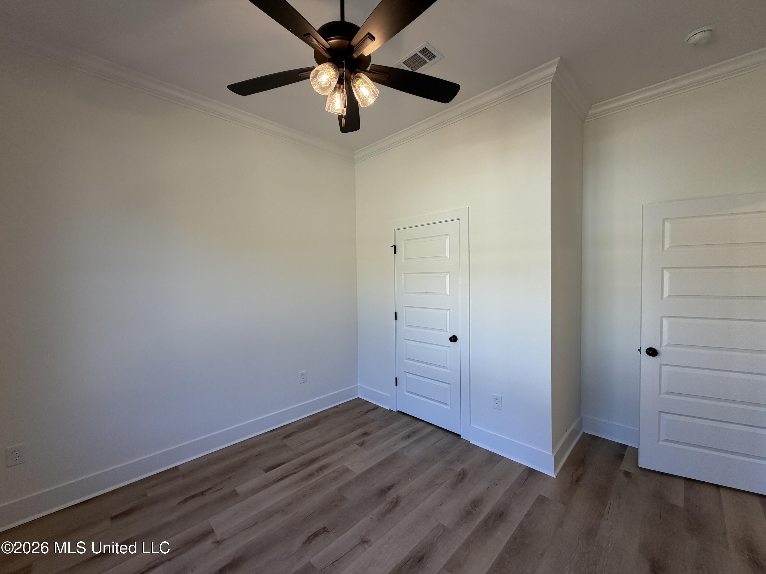 221 Anderson Oaks Drive Property Photo 25