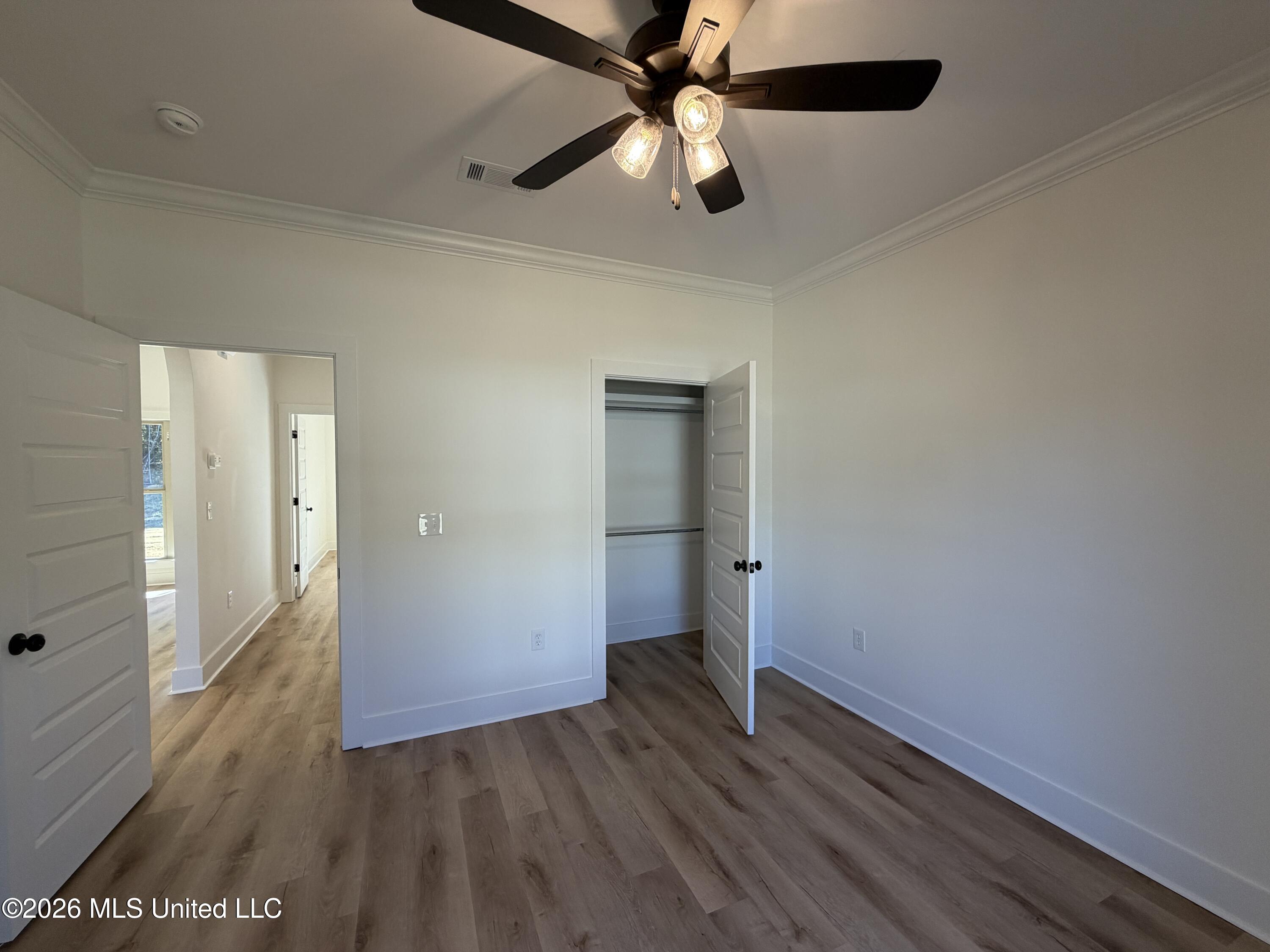 221 Anderson Oaks Drive Property Photo 27