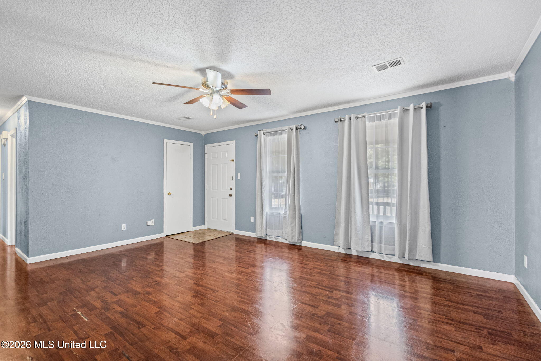 3655 Heathcliff Drive Property Photo 11