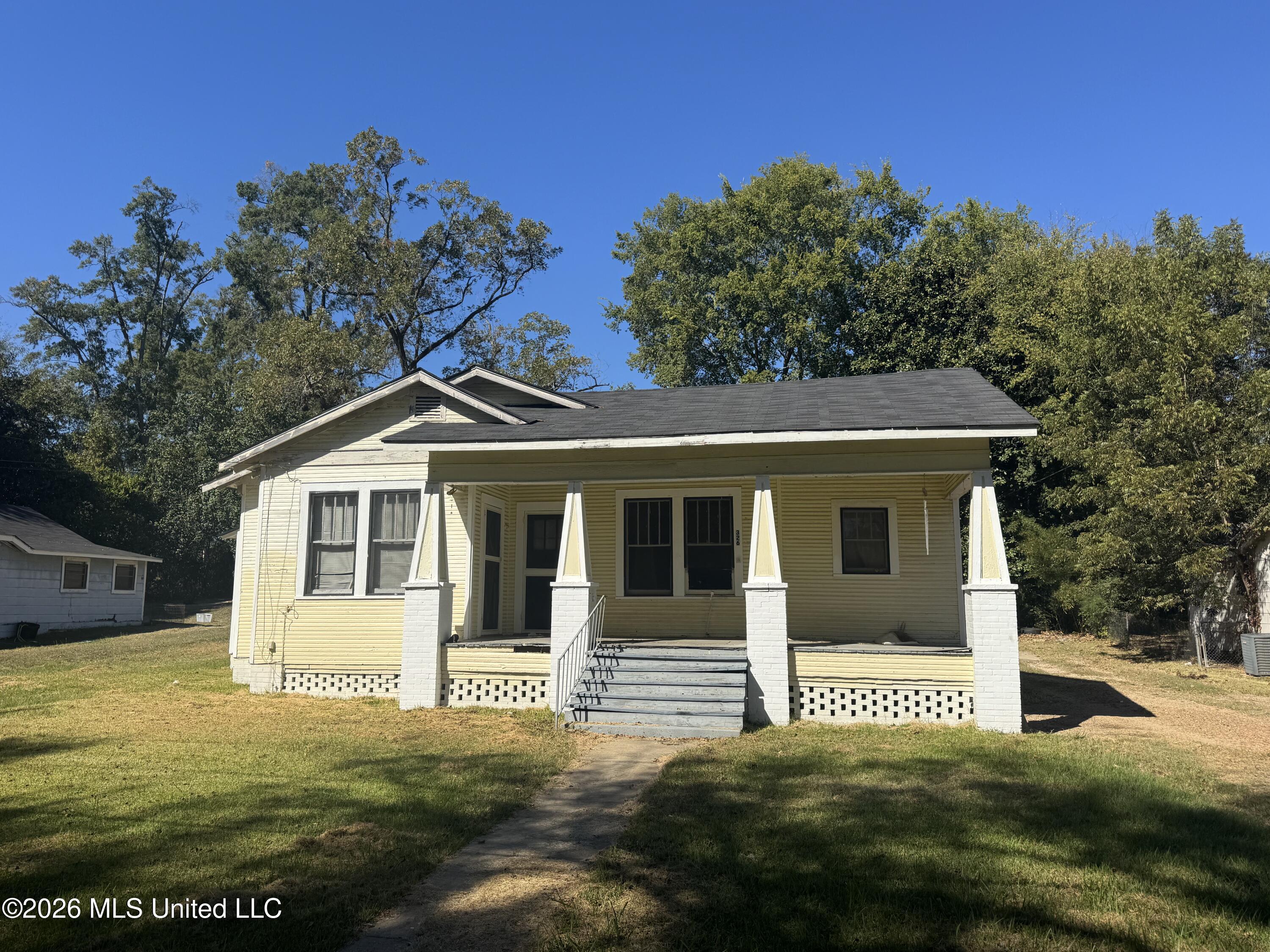 326 W Court Street Property Photo 1