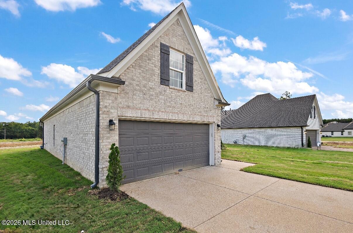13809 Lucy Drive Property Photo 2