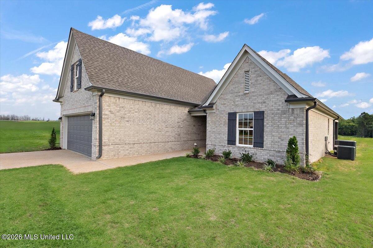 13809 Lucy Drive Property Photo 3