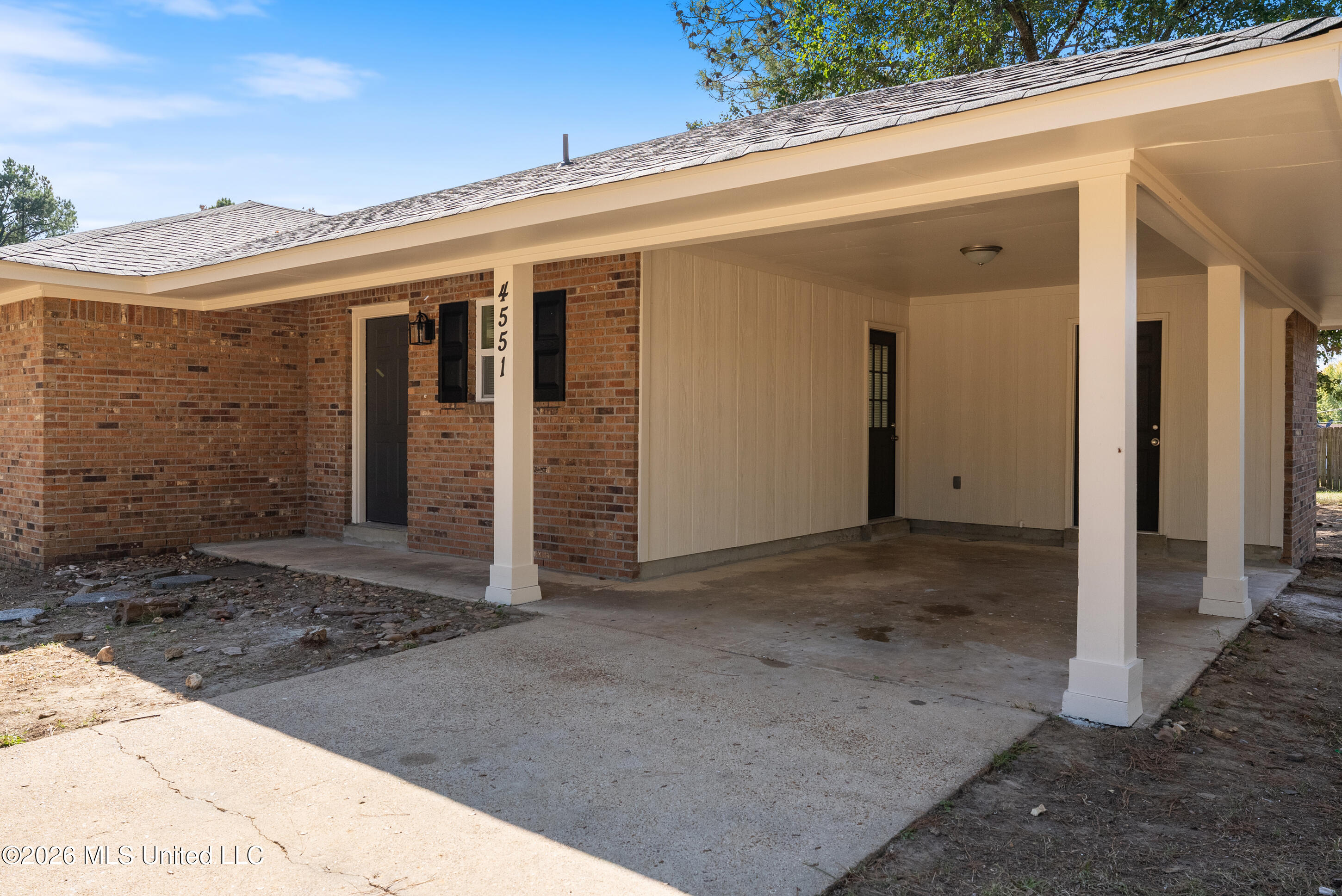 4551 Camilla Place Property Photo 3