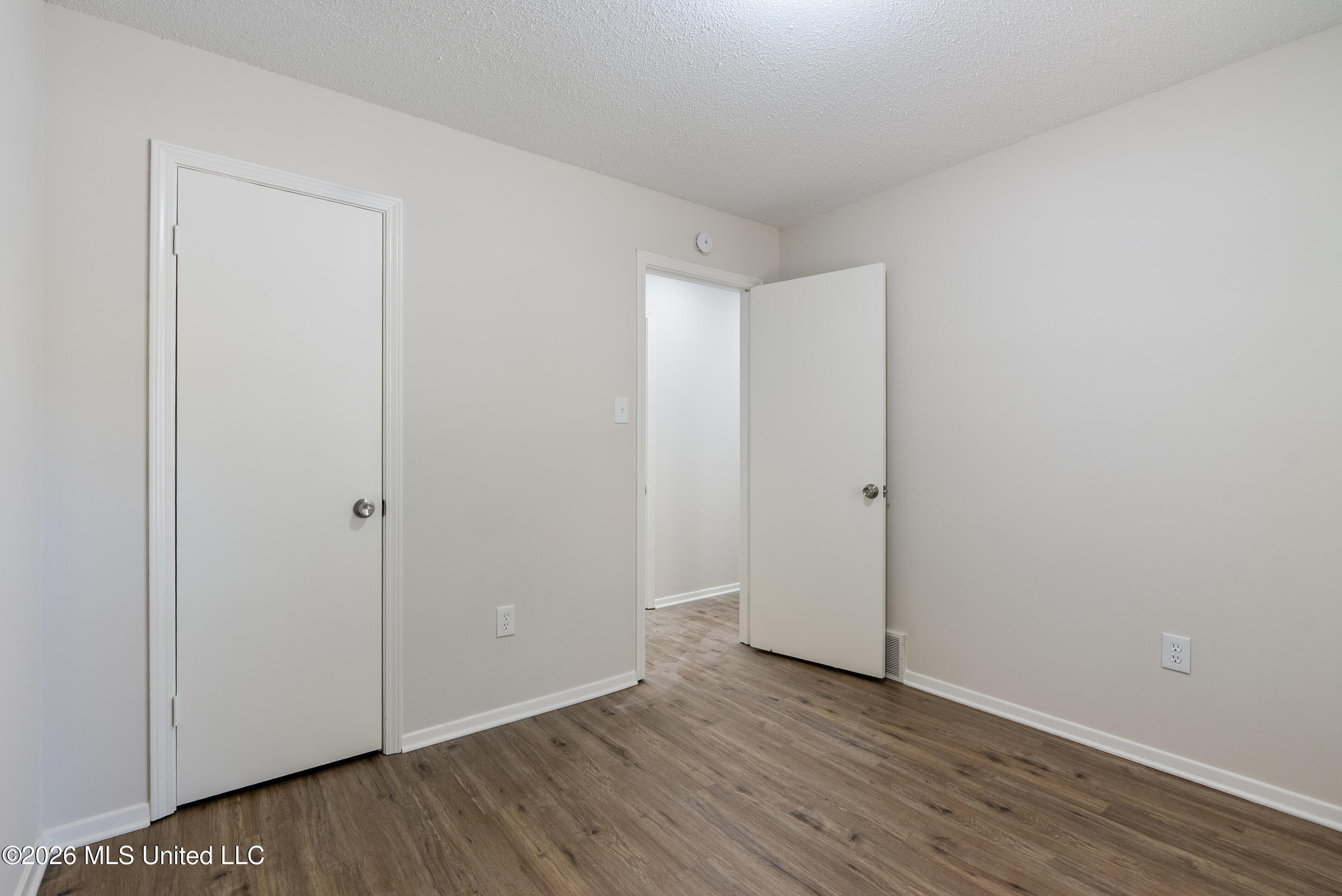 4551 Camilla Place Property Photo 15