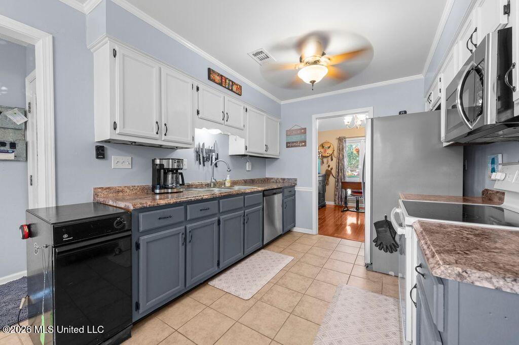7427 Ivywood Lane Property Photo 7