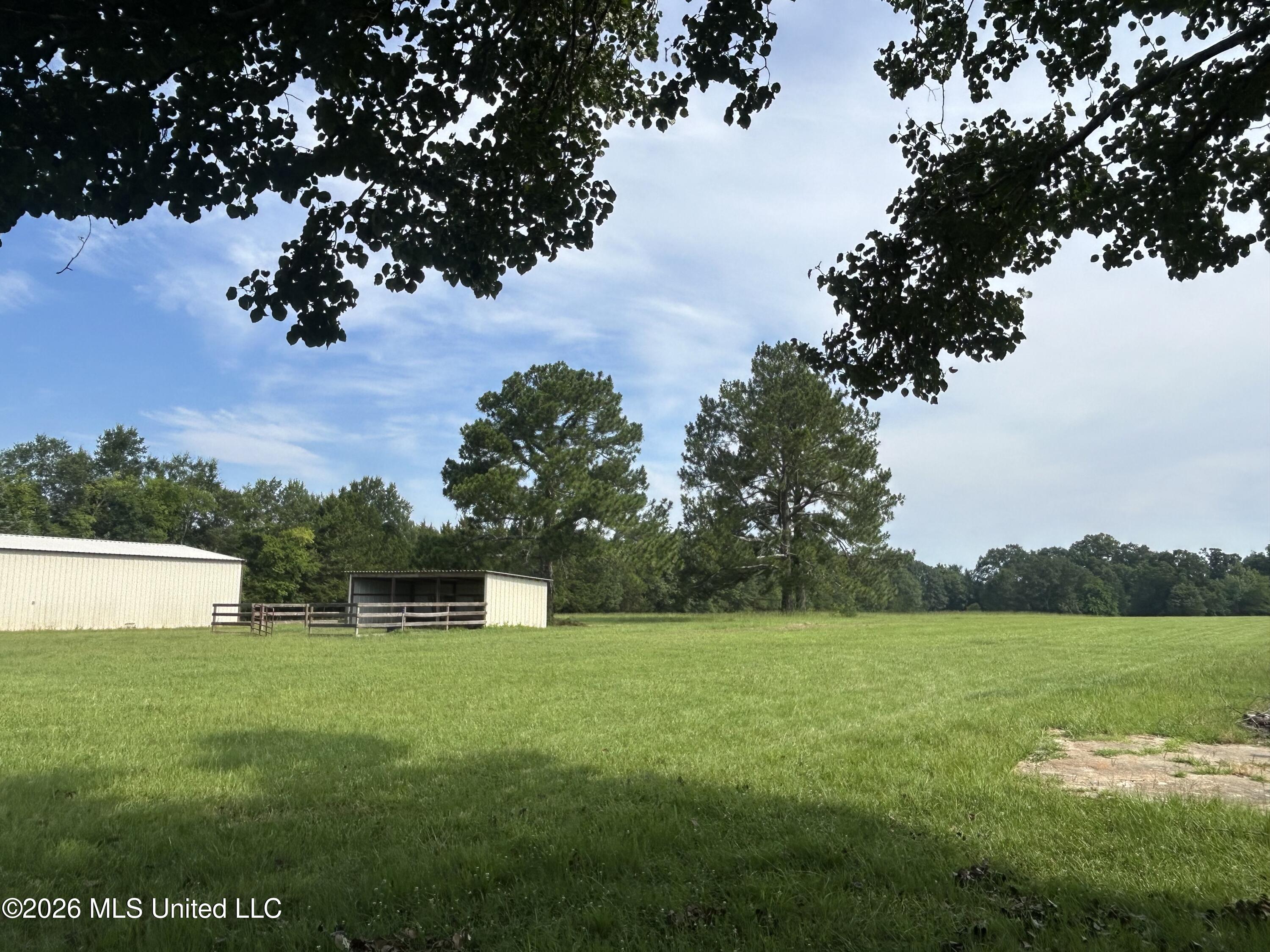 1 Green Acres Drive Property Photo 12
