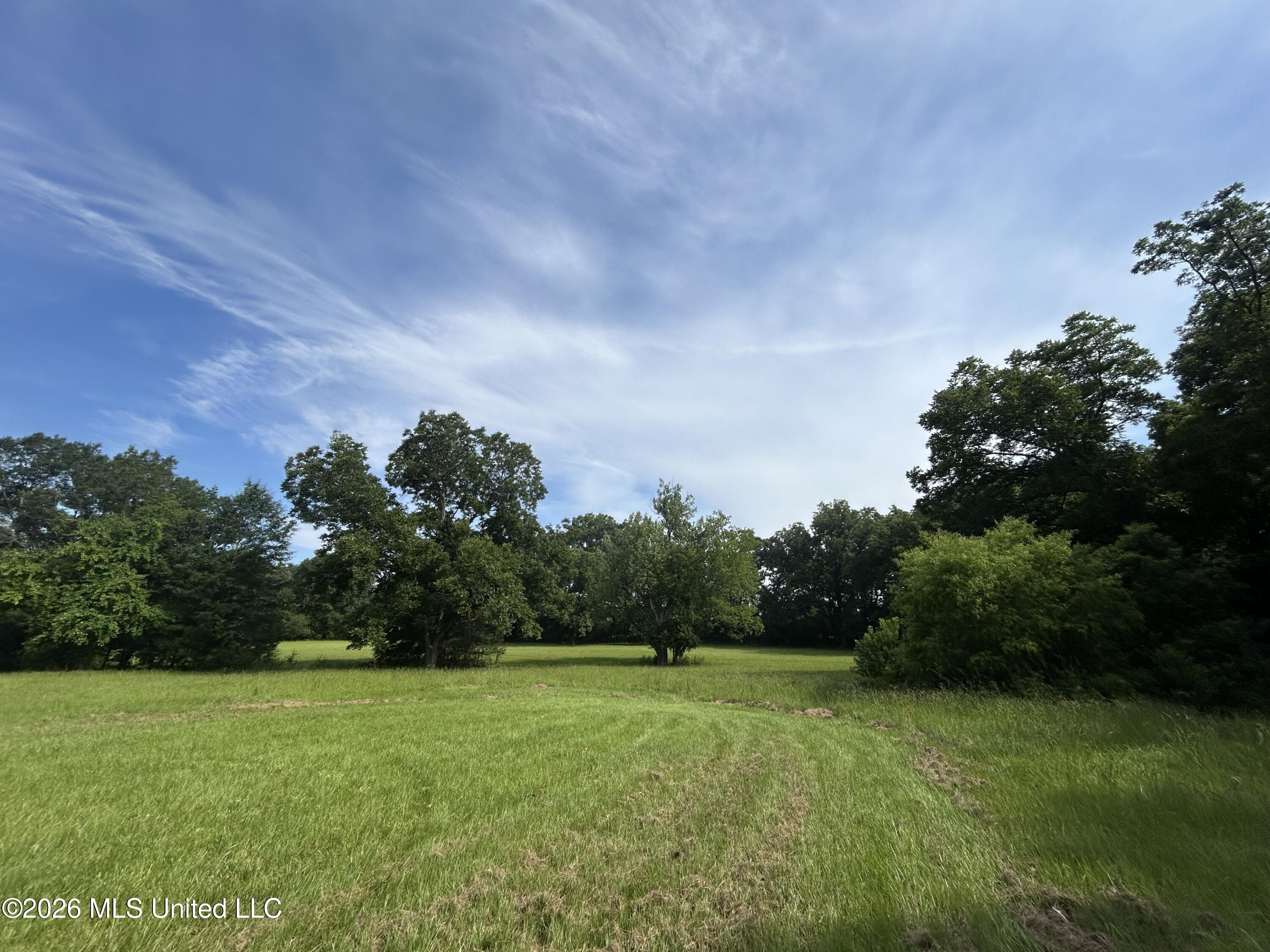 1 Green Acres Drive Property Photo 16