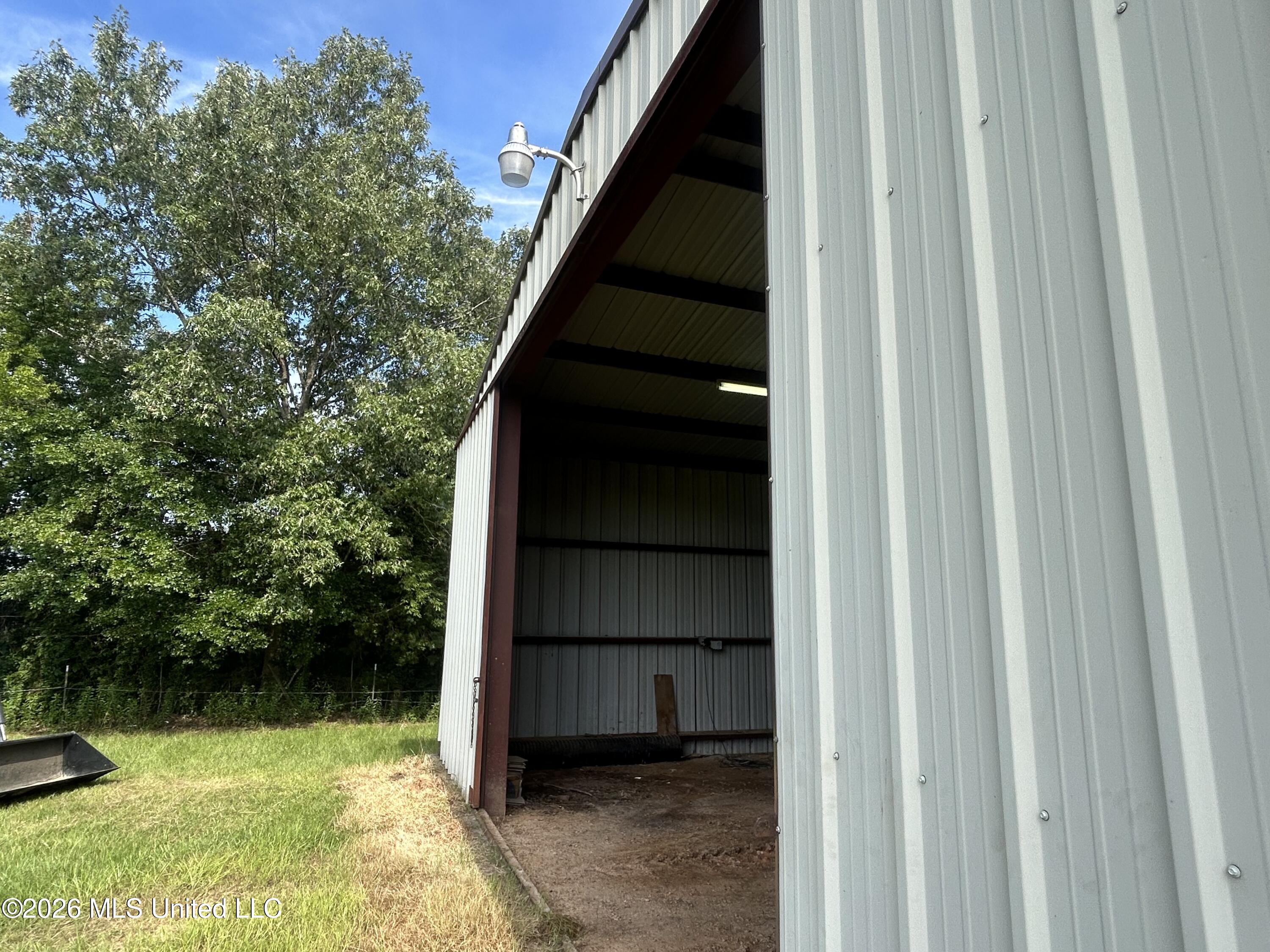 1 Green Acres Drive Property Photo 22