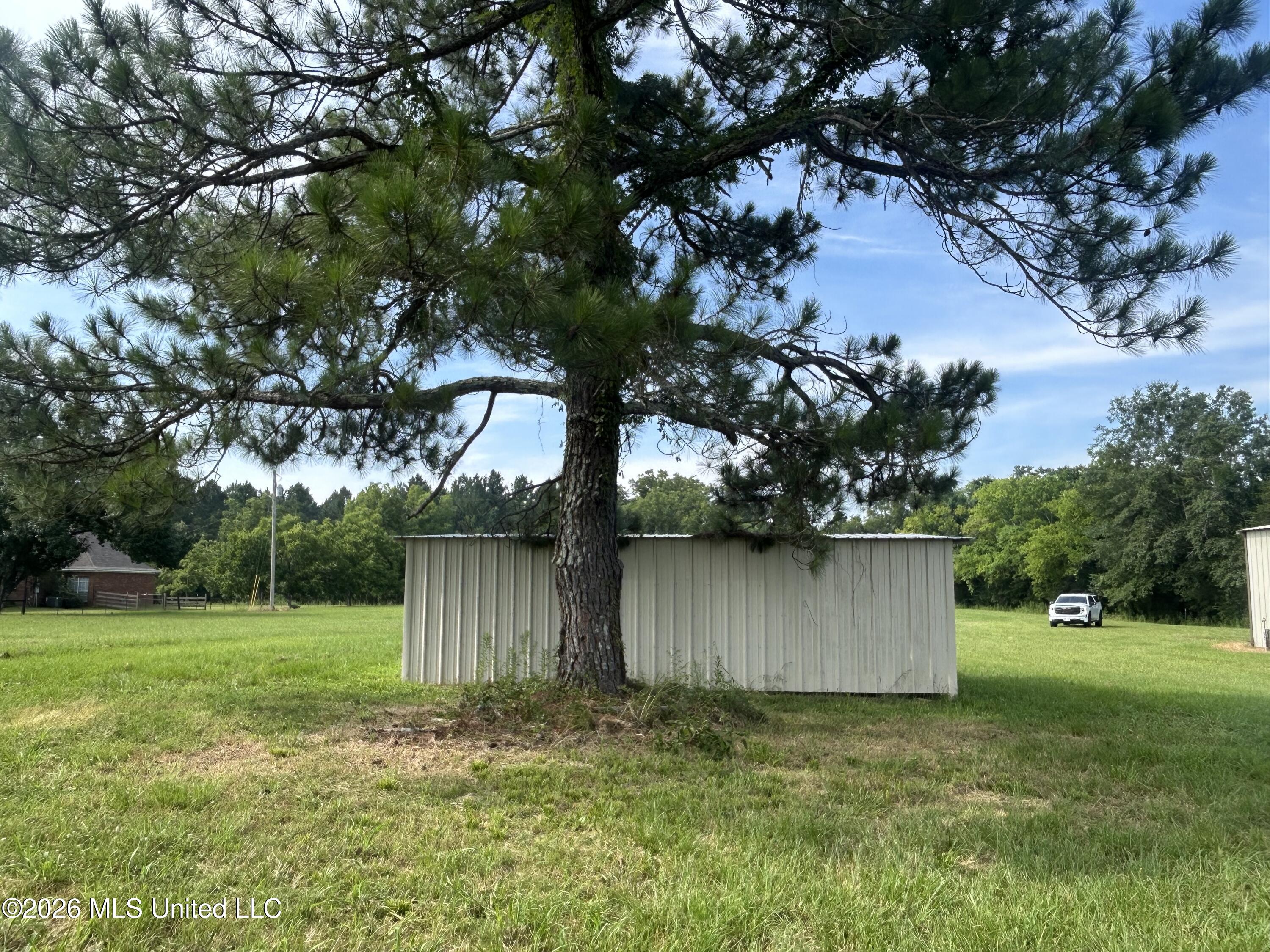 1 Green Acres Drive Property Photo 36