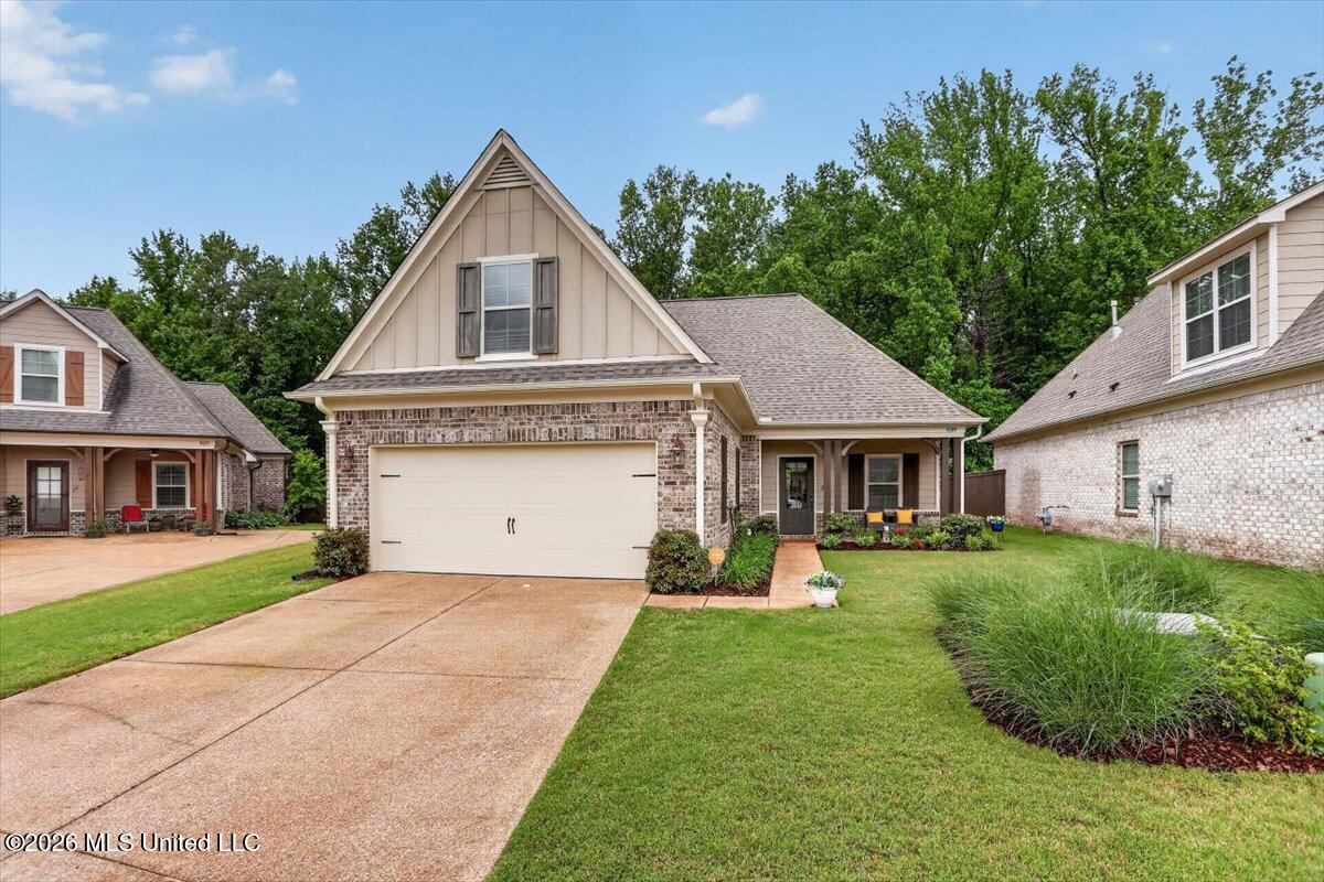 5089 Montavale S Property Photo 1