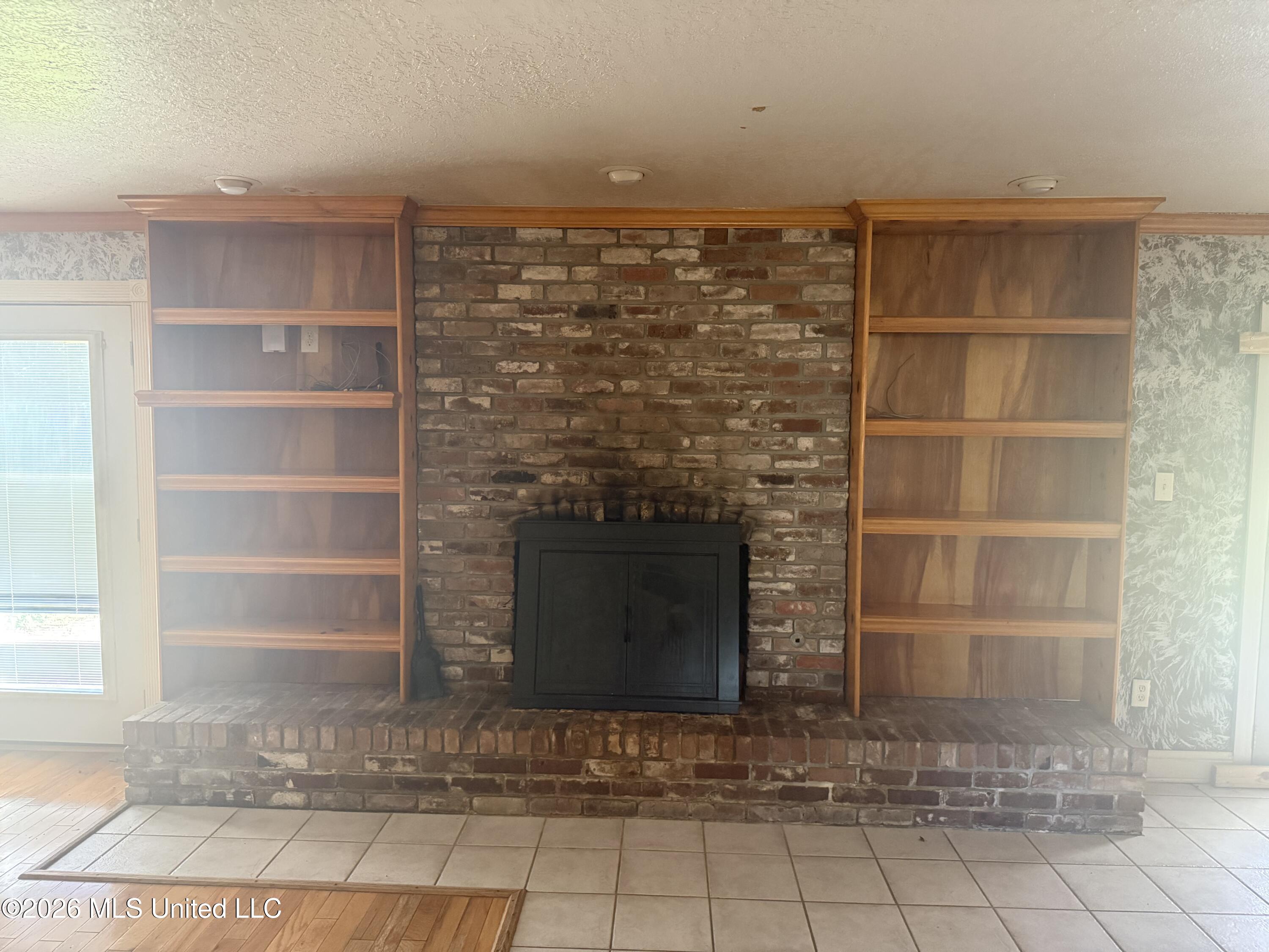221 24th Street Property Photo 3