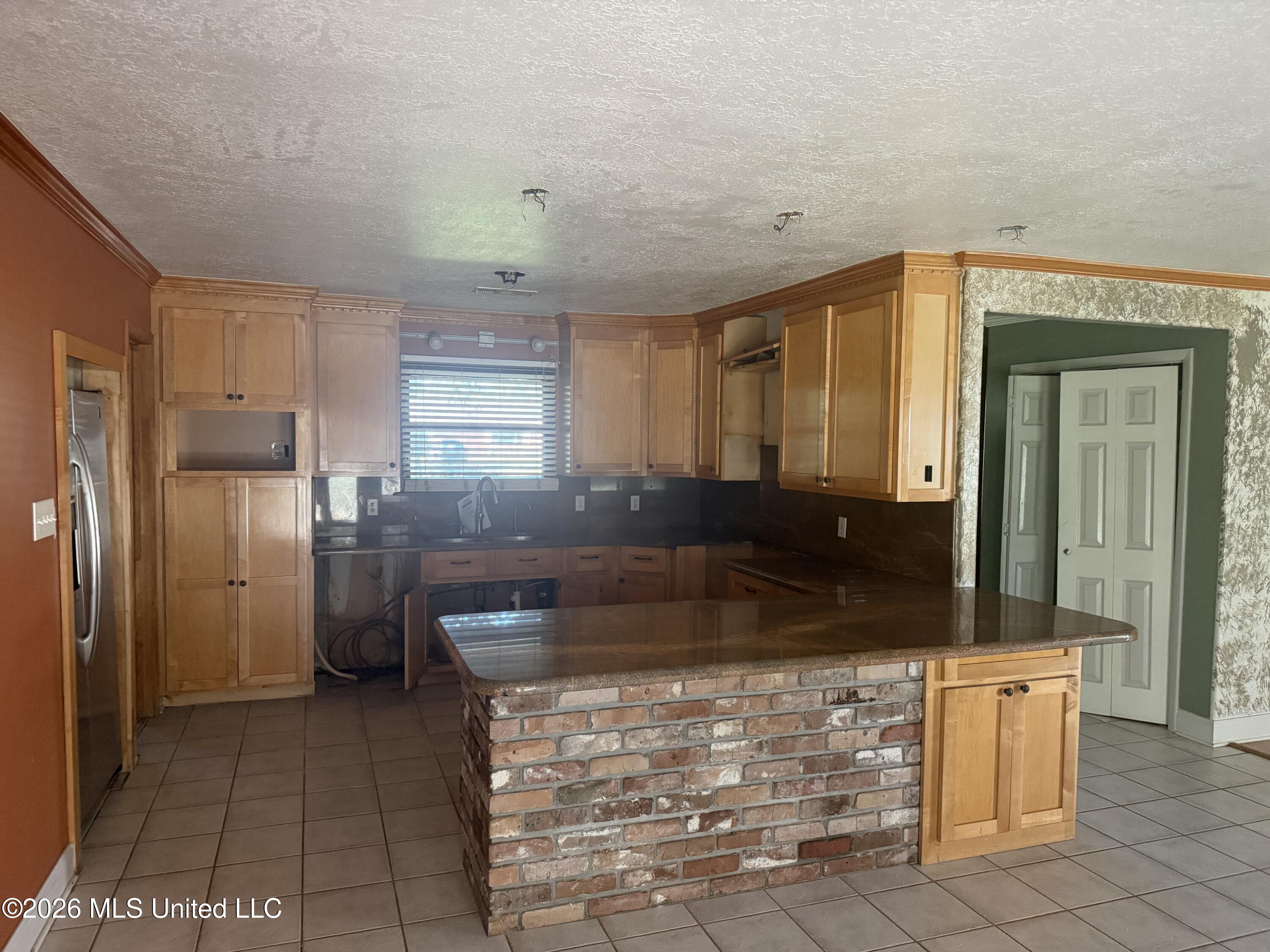221 24th Street Property Photo 5