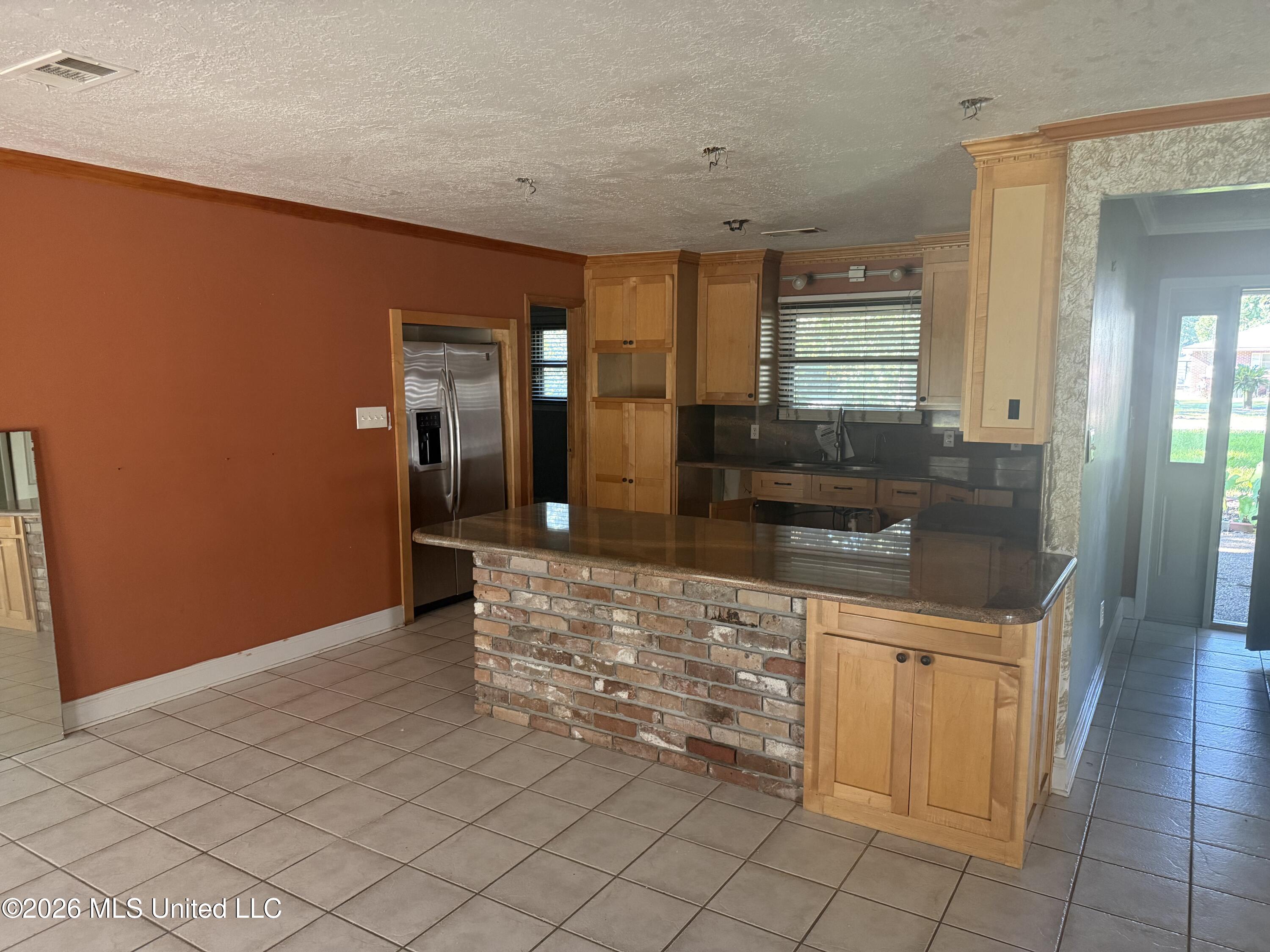 221 24th Street Property Photo 6