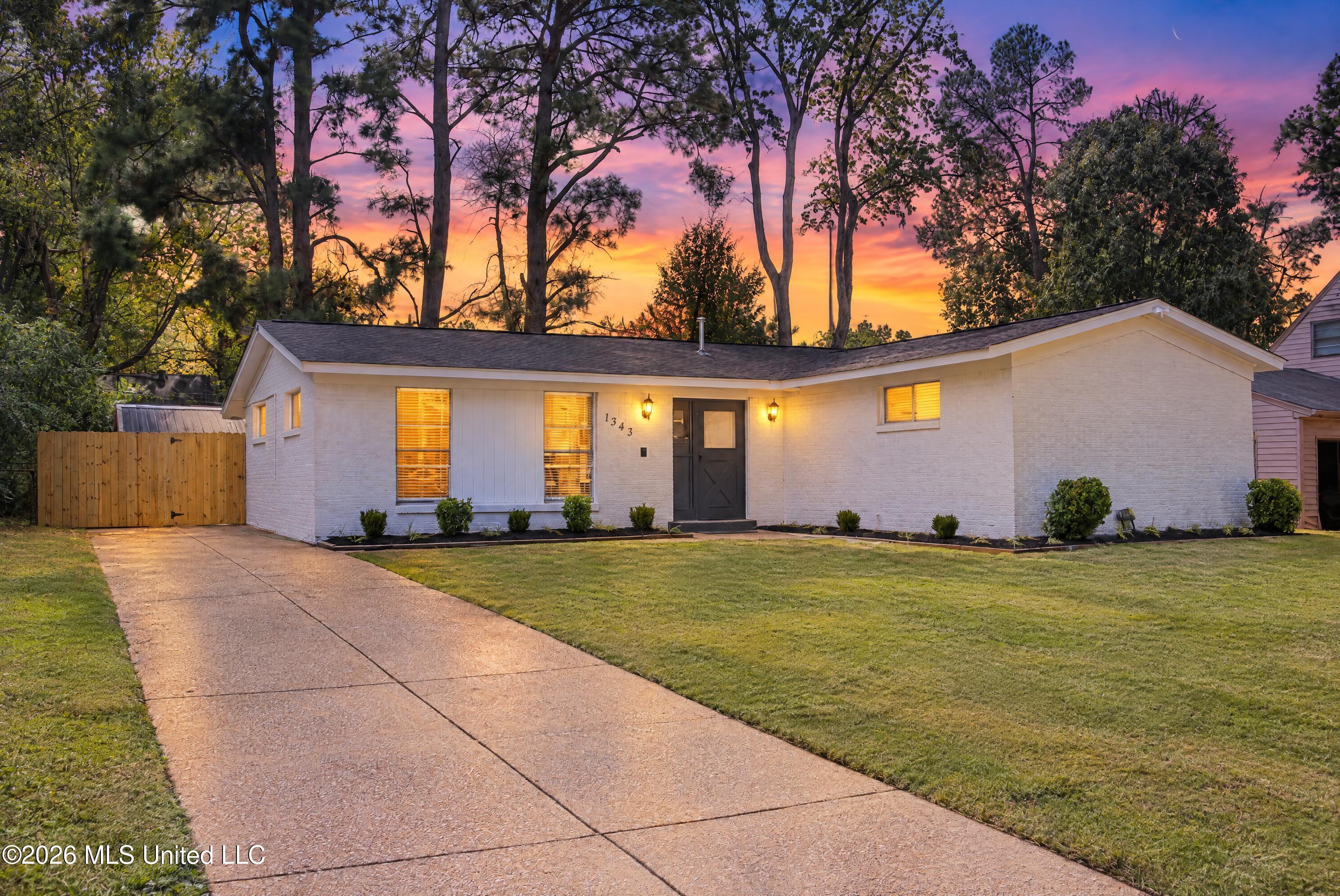 1343 Vicksburg Drive Property Photo 1