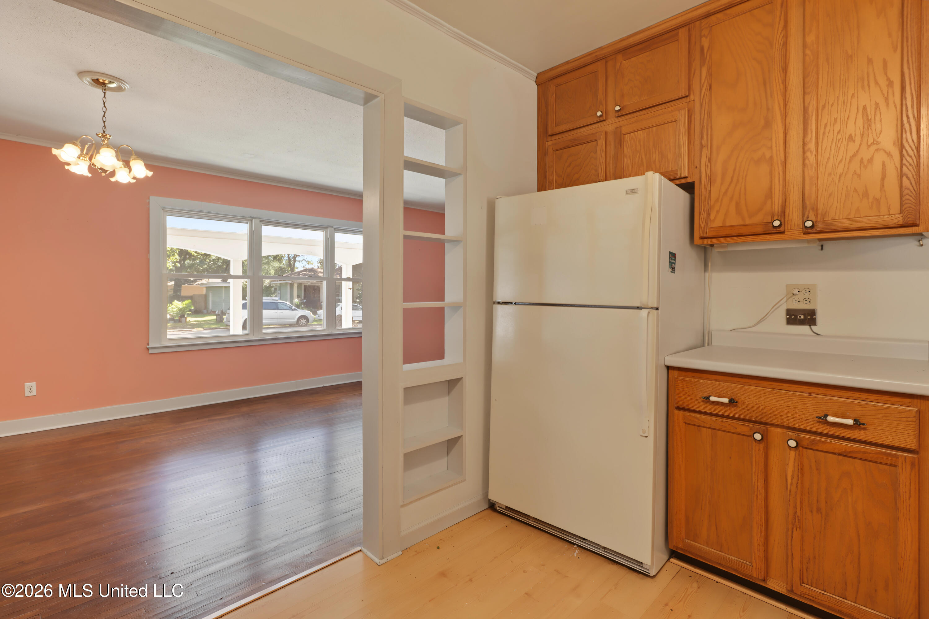 395 Oaklawn Place Property Photo 6