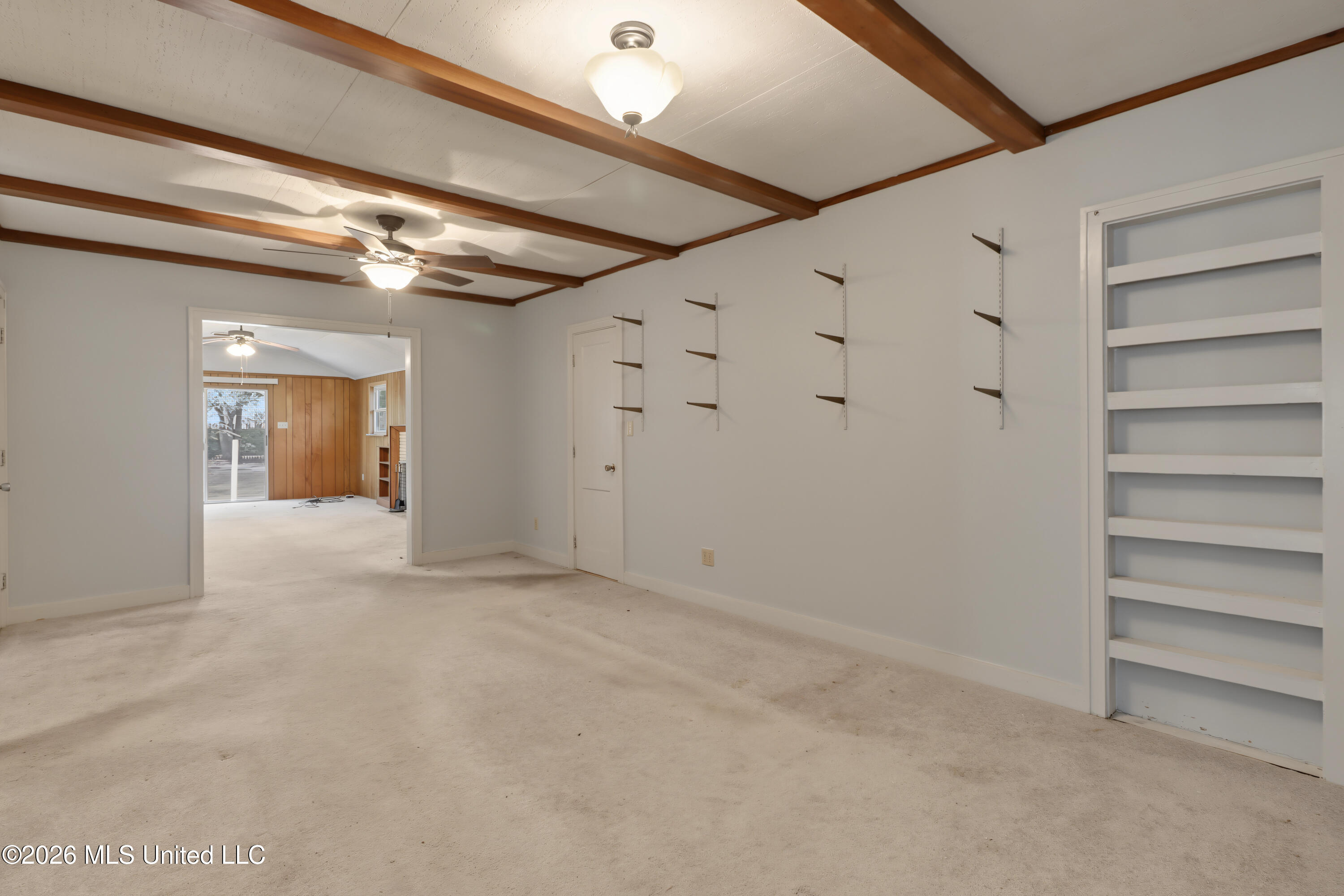 395 Oaklawn Place Property Photo 8