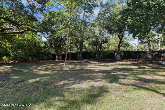 395 Oaklawn Place Property Photo 23