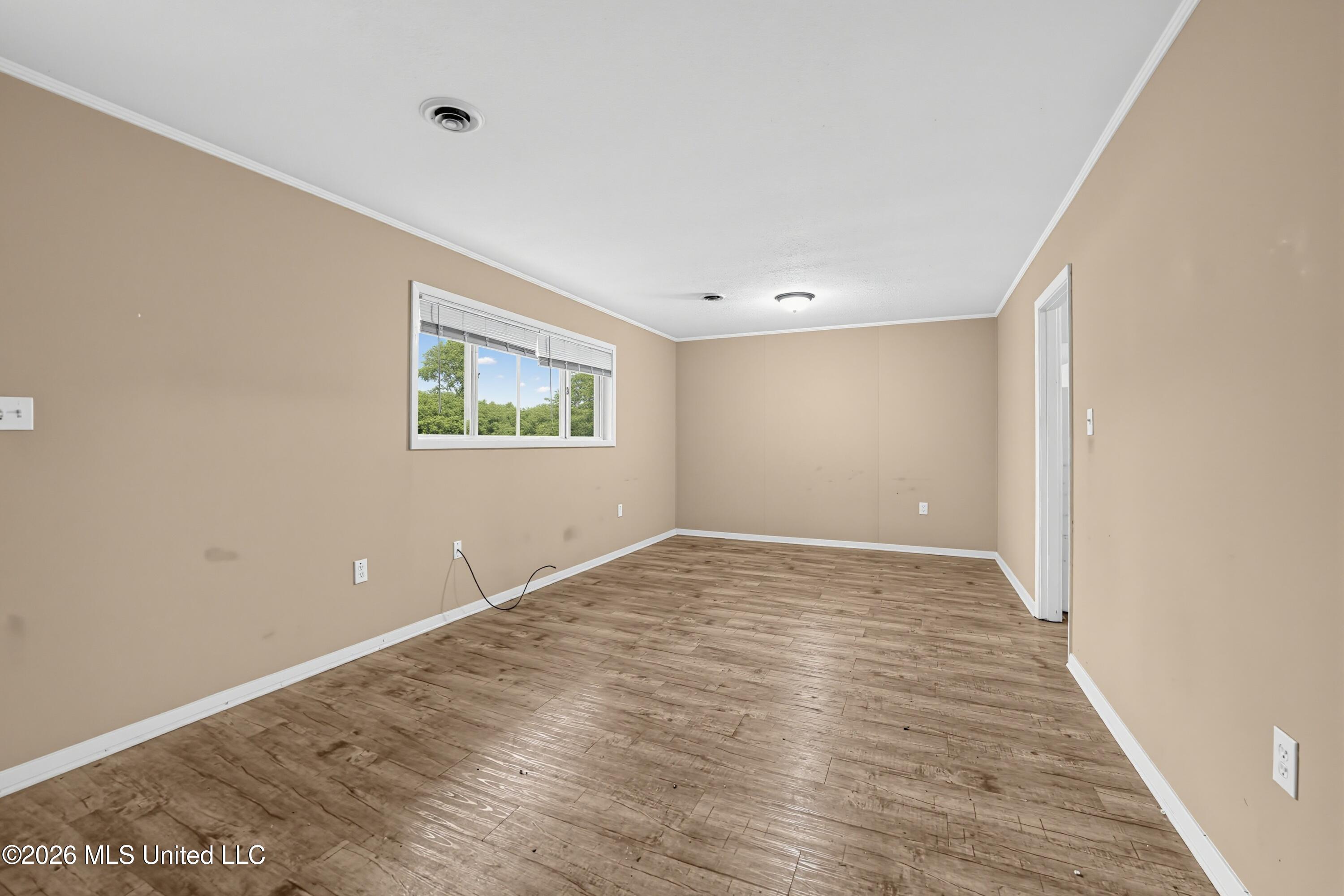 305 Sun Drive Property Photo 7