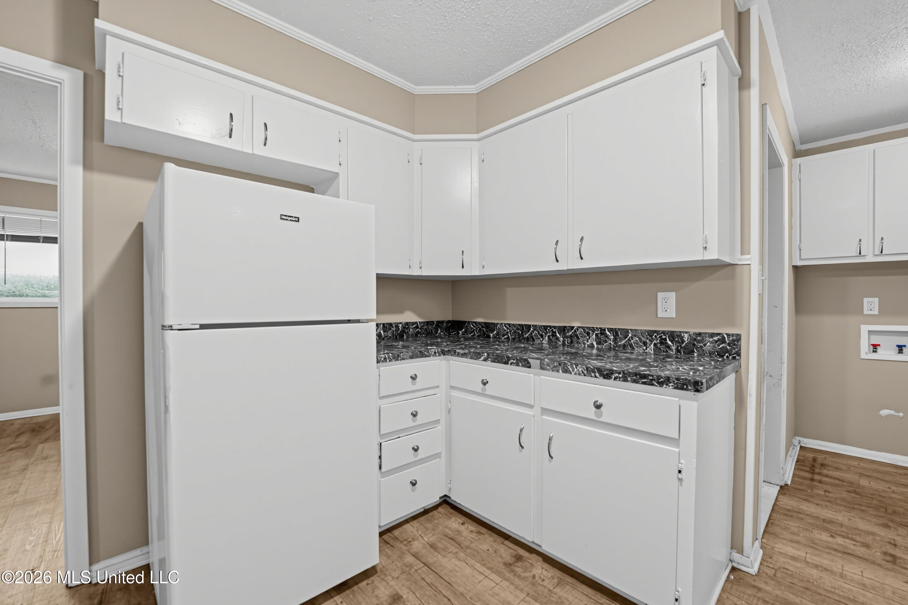 305 Sun Drive Property Photo 18