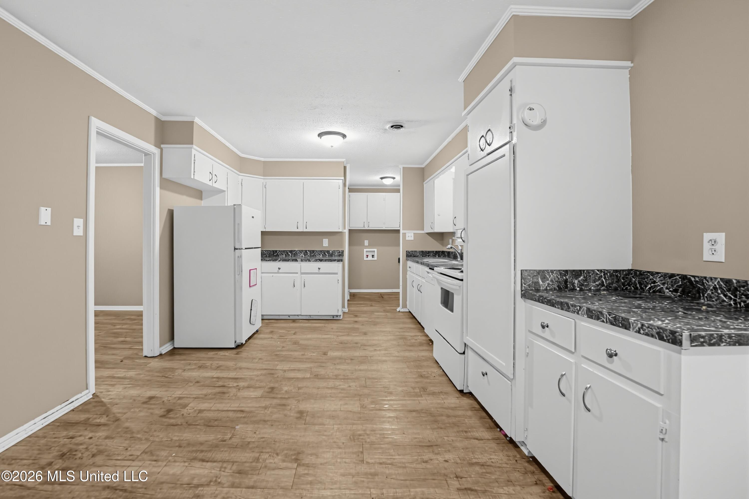 305 Sun Drive Property Photo 19