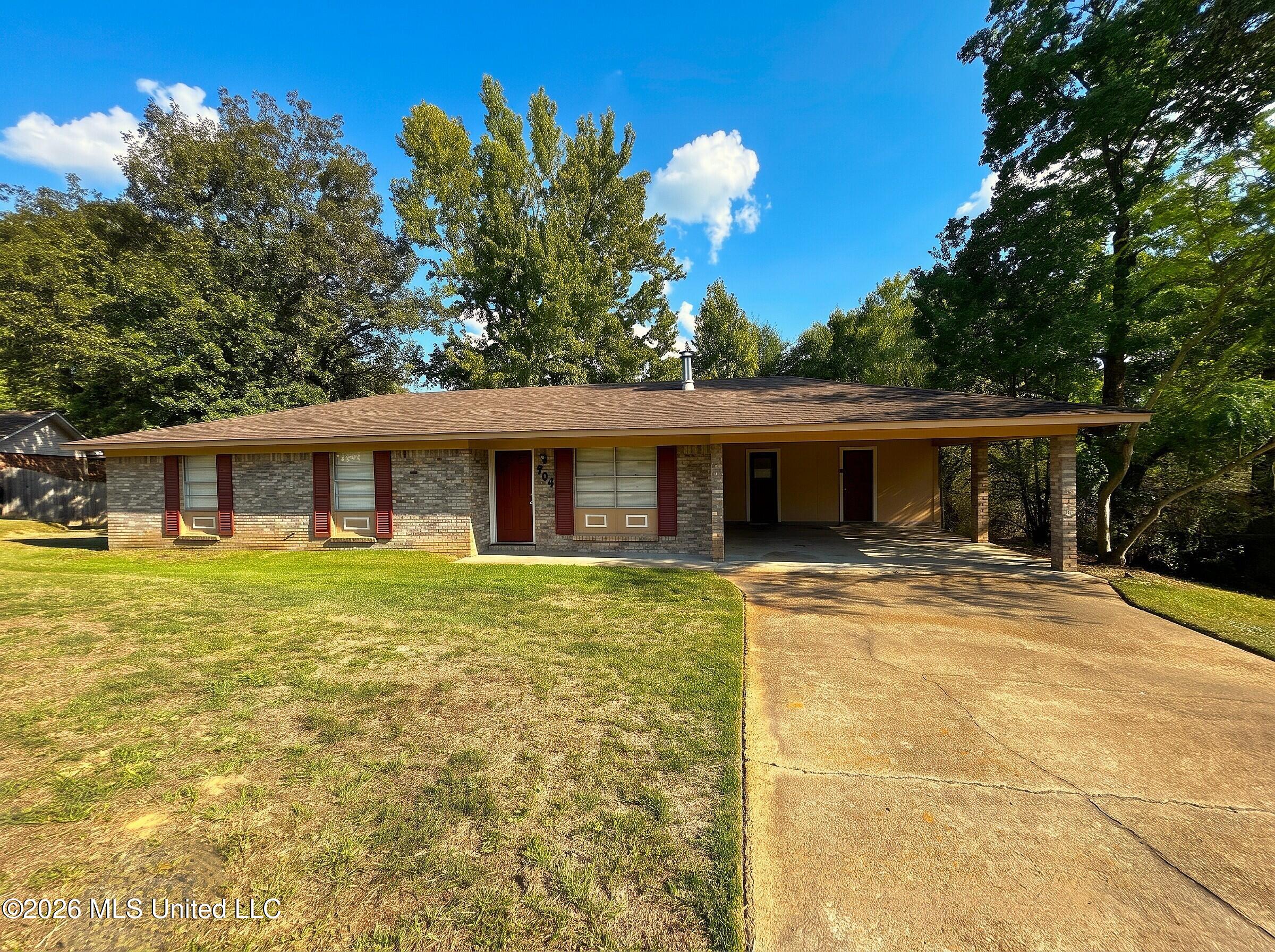 106 Beaumont Circle Property Photo 1