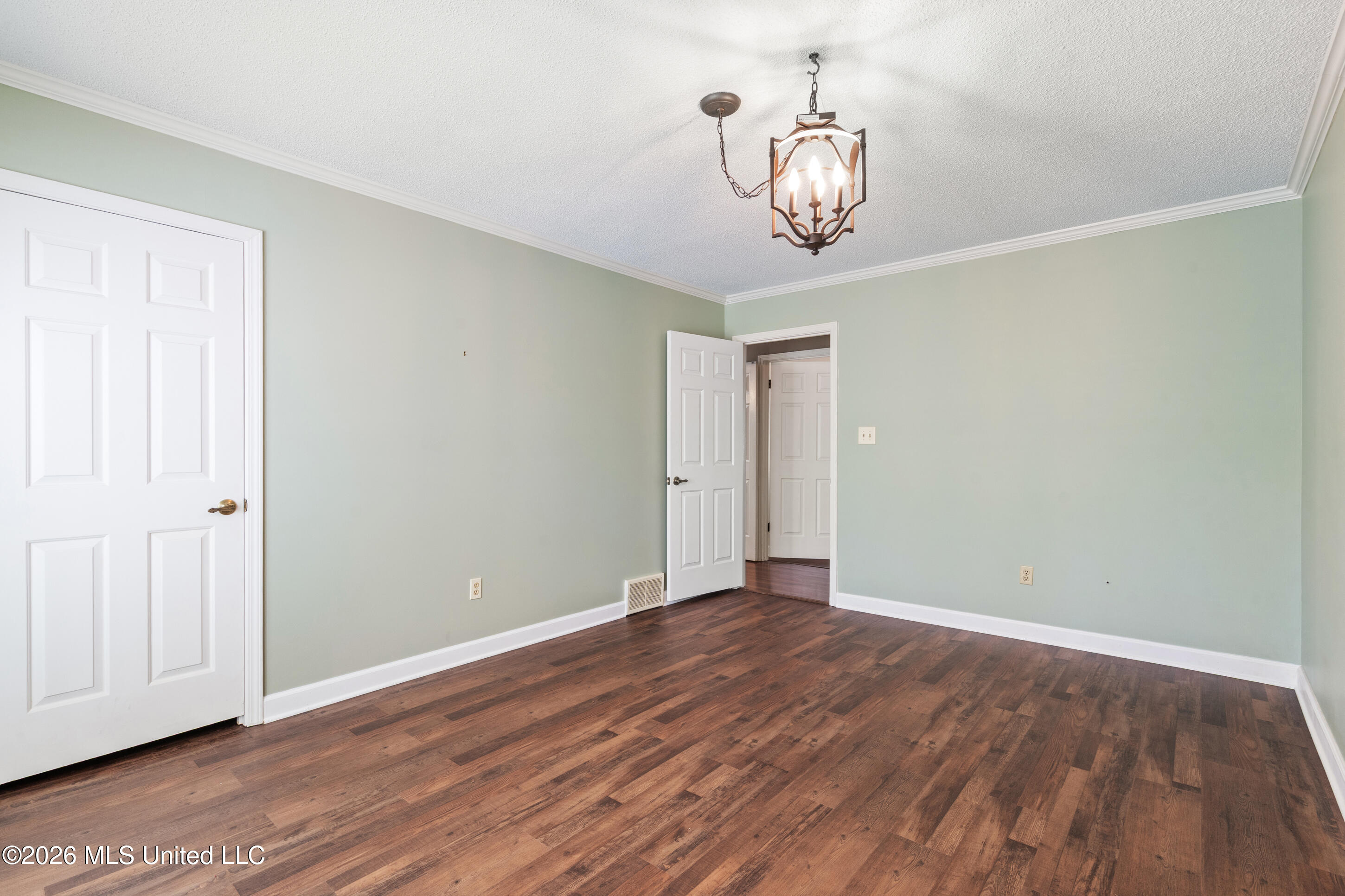 1571 Single Tree Drive Property Photo 23