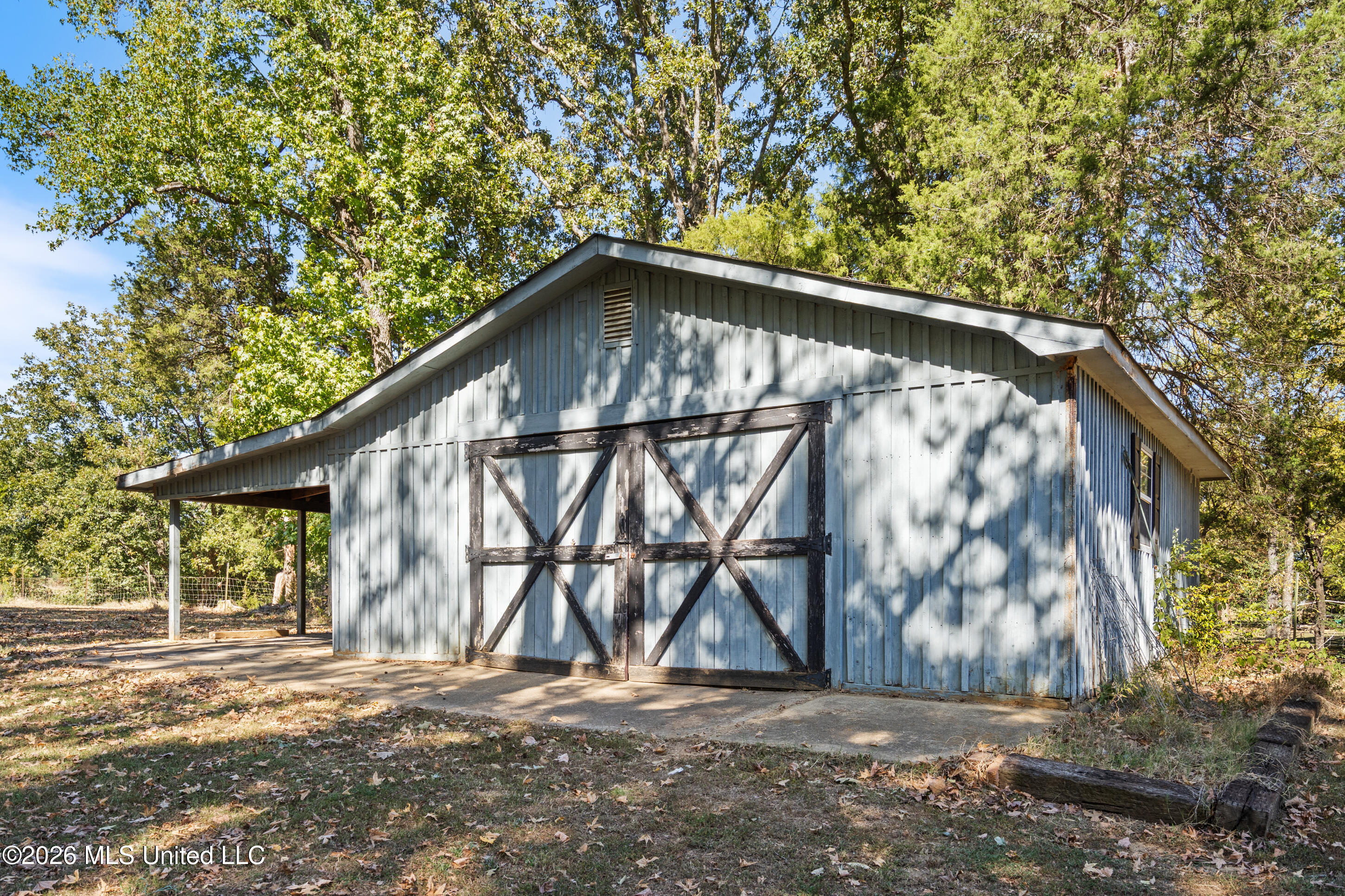 1571 Single Tree Drive Property Photo 33