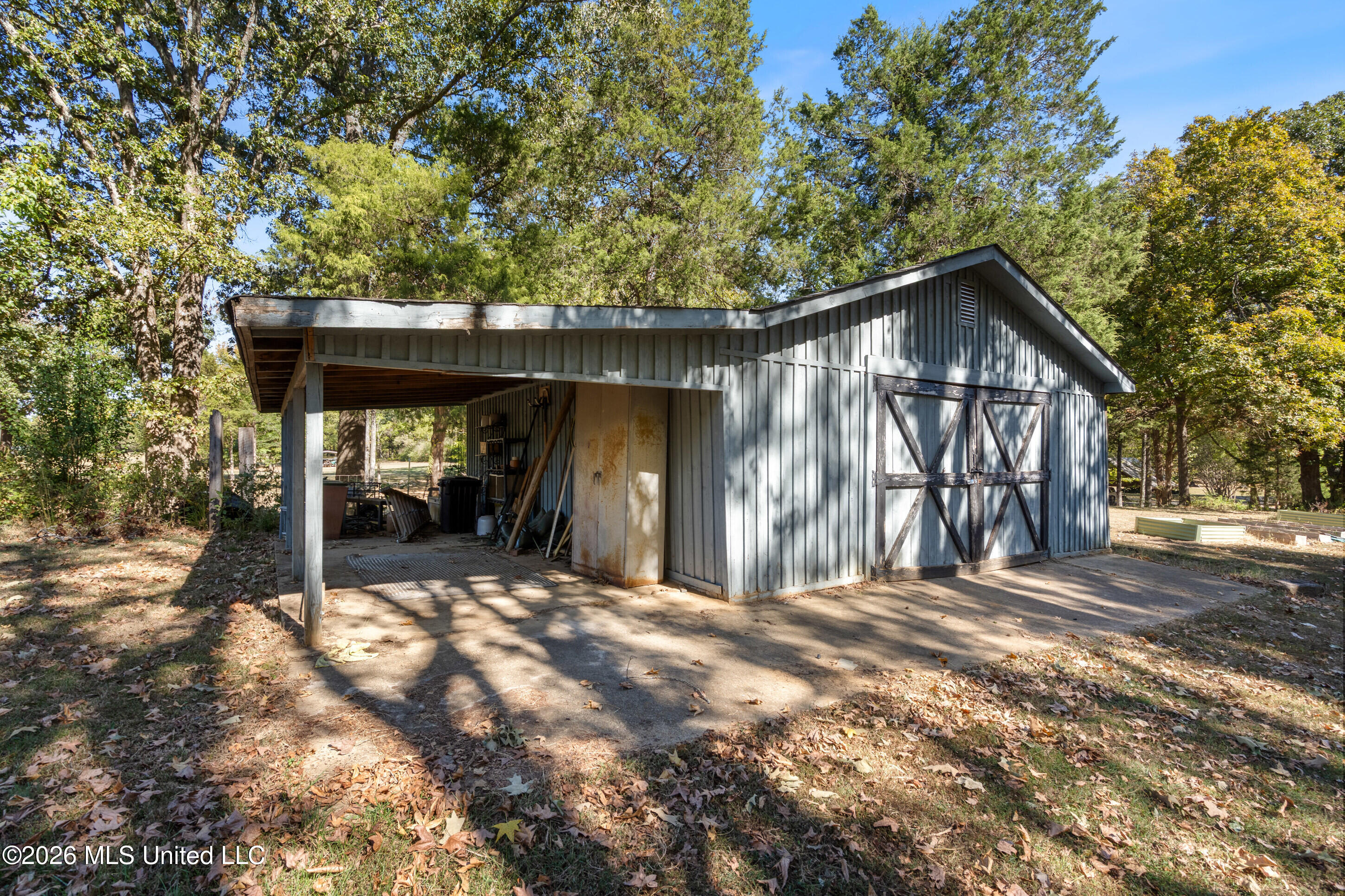 1571 Single Tree Drive Property Photo 35