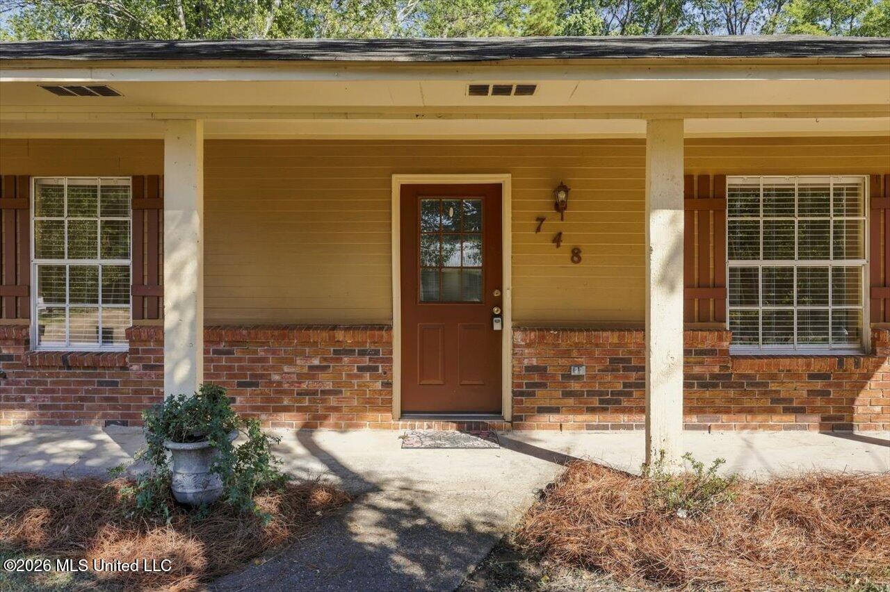 748 Sandy Lane Property Photo 3