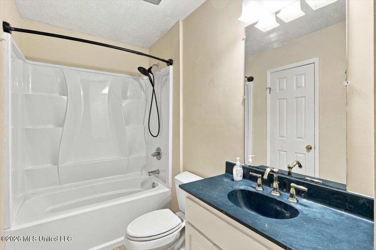 748 Sandy Lane Property Photo 17