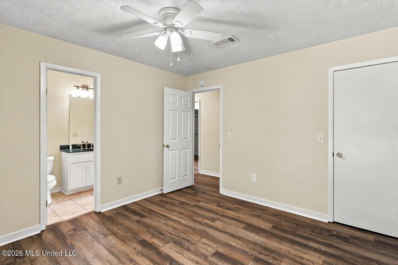 748 Sandy Lane Property Photo 19