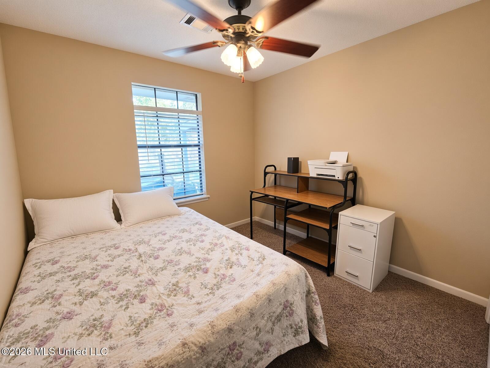 2404 Laura Drive Property Photo 16