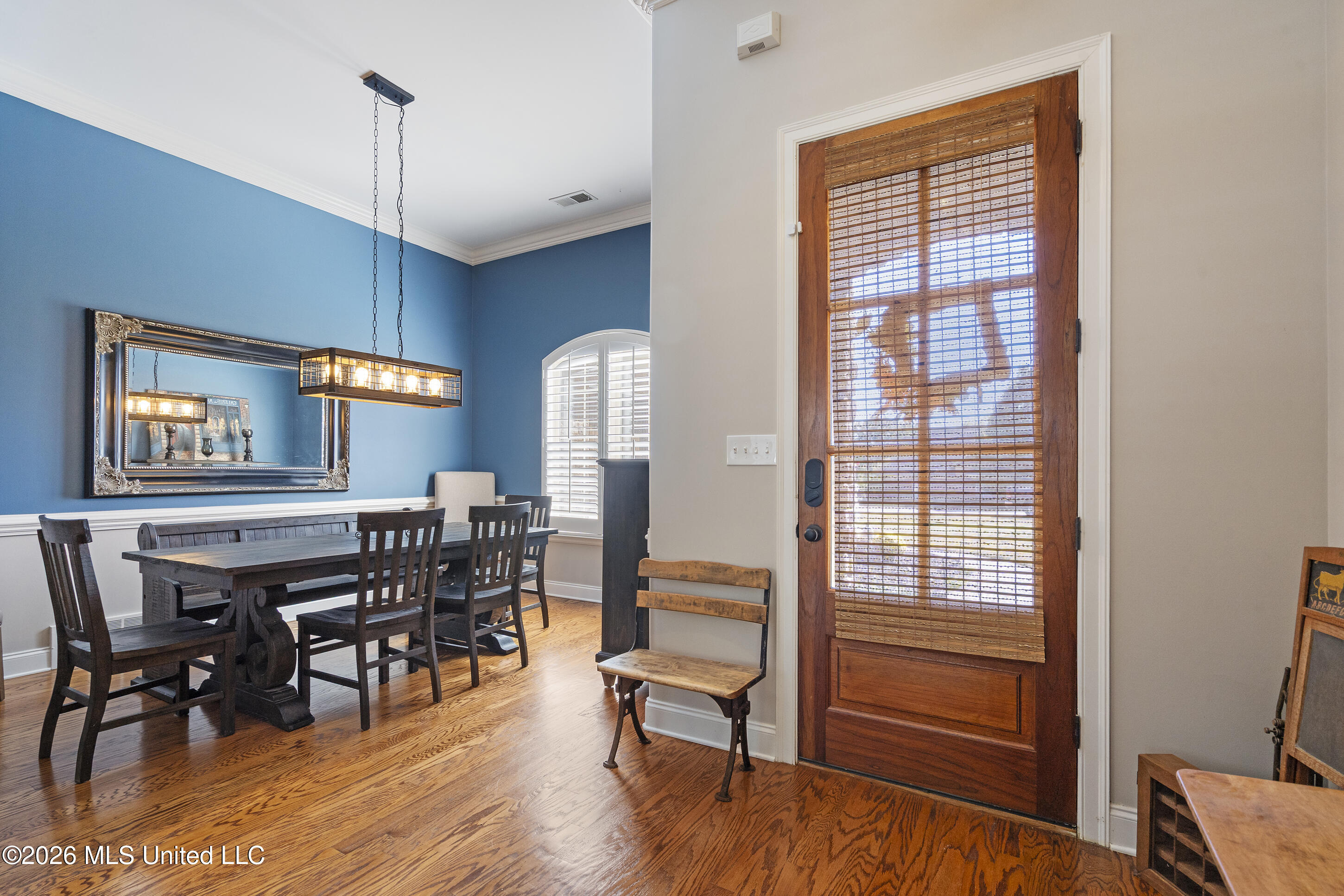 8828 Shallow Creek Drive Property Photo 16