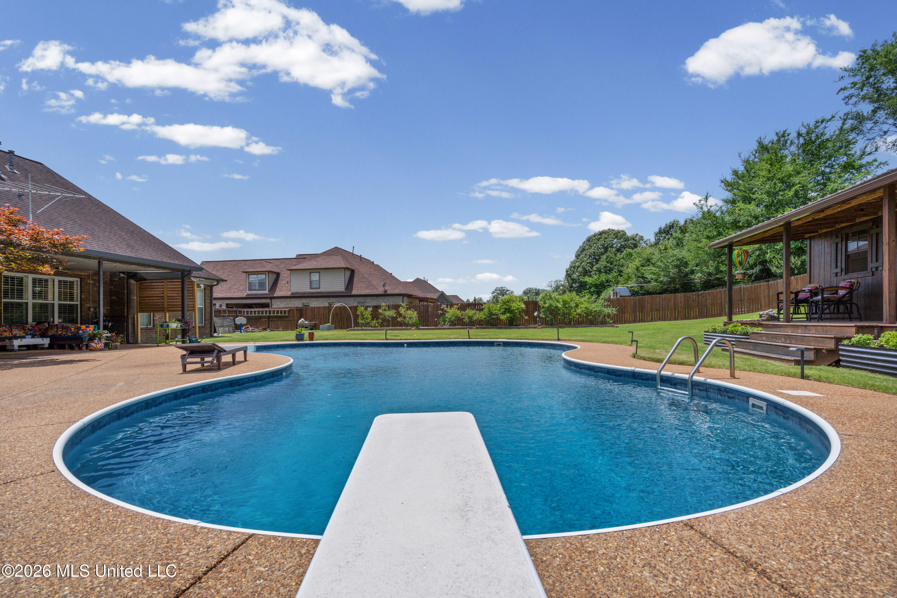 8828 Shallow Creek Drive Property Photo 29