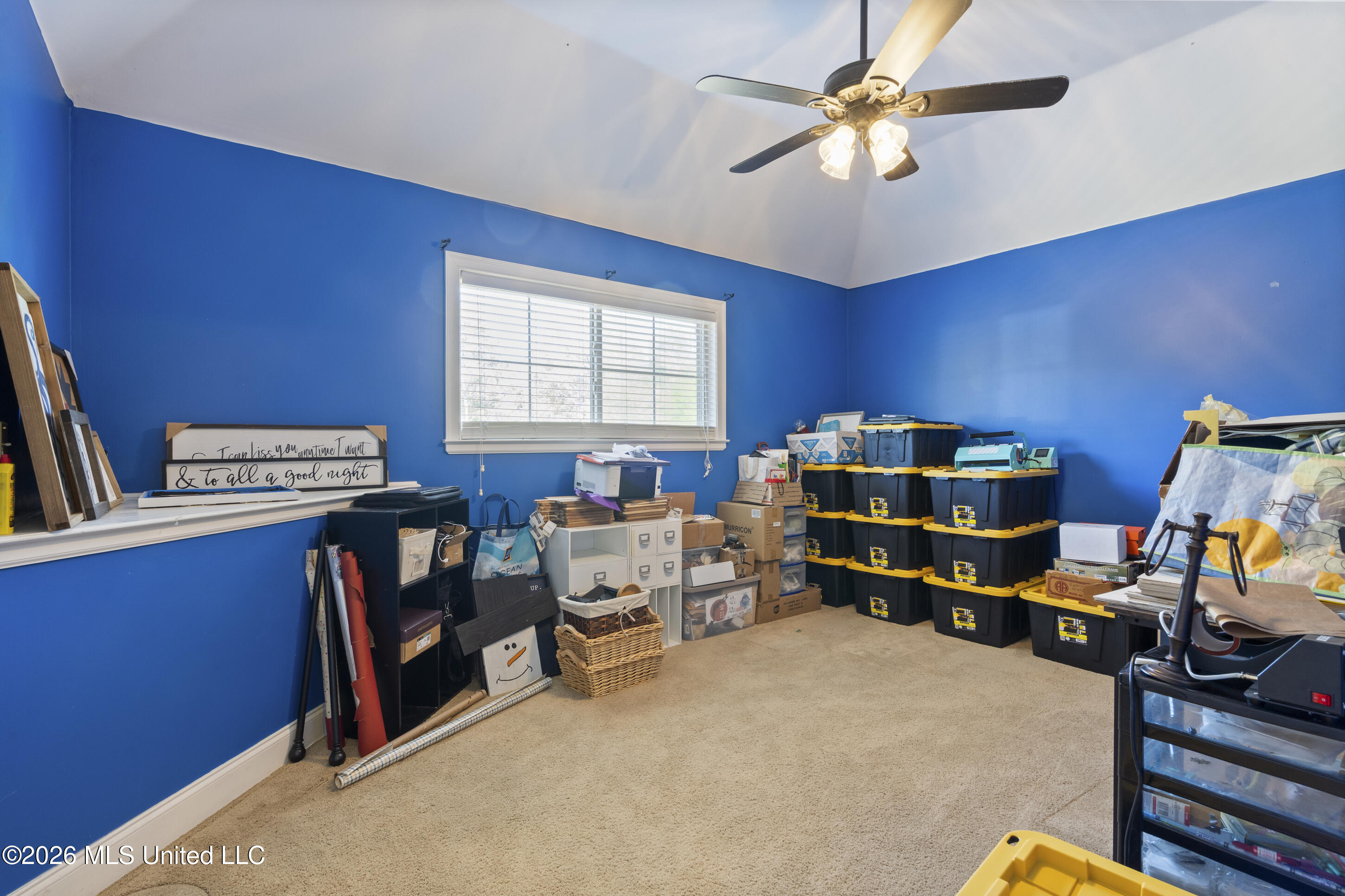 8828 Shallow Creek Drive Property Photo 35