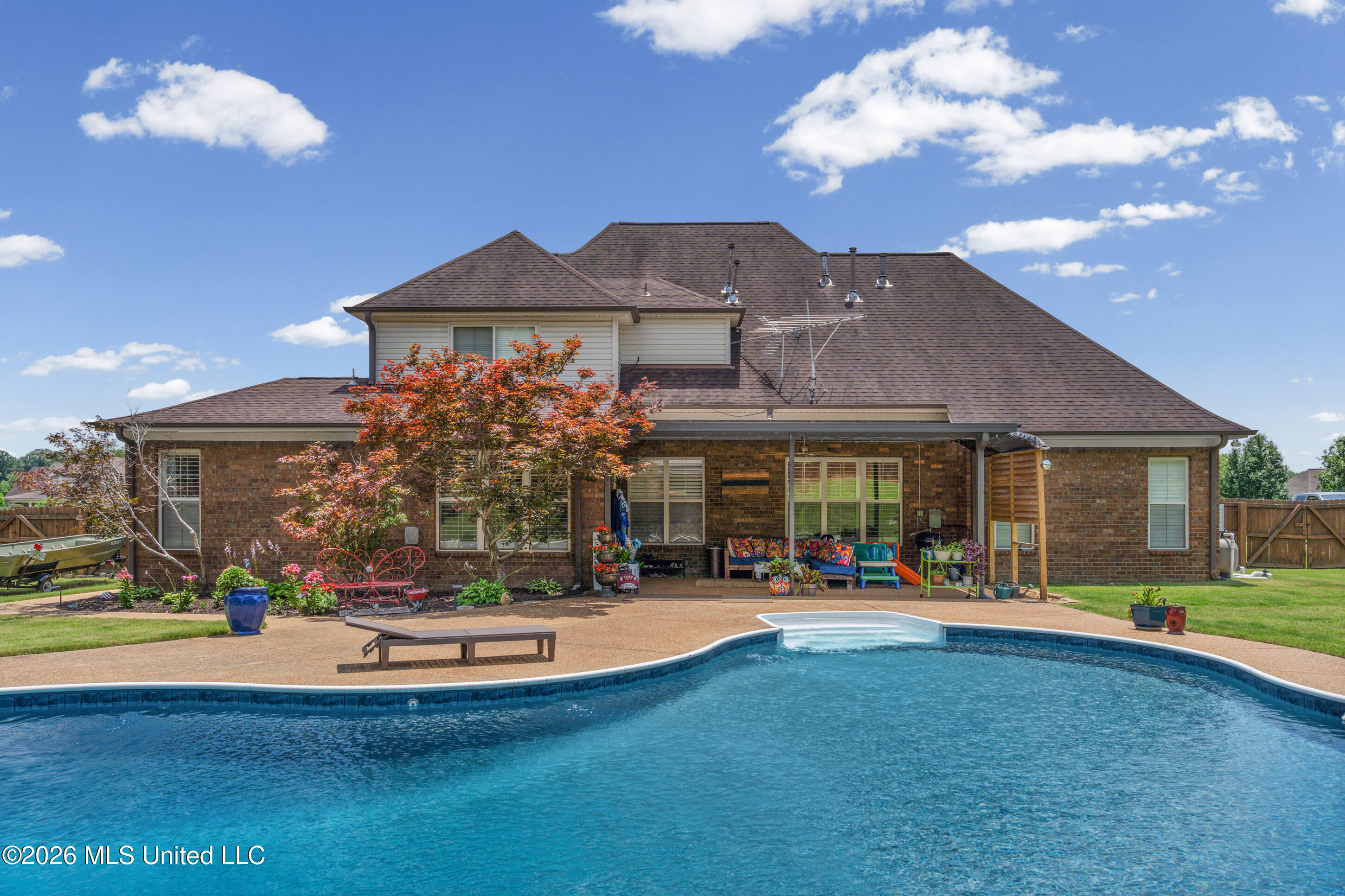 8828 Shallow Creek Drive Property Photo 40