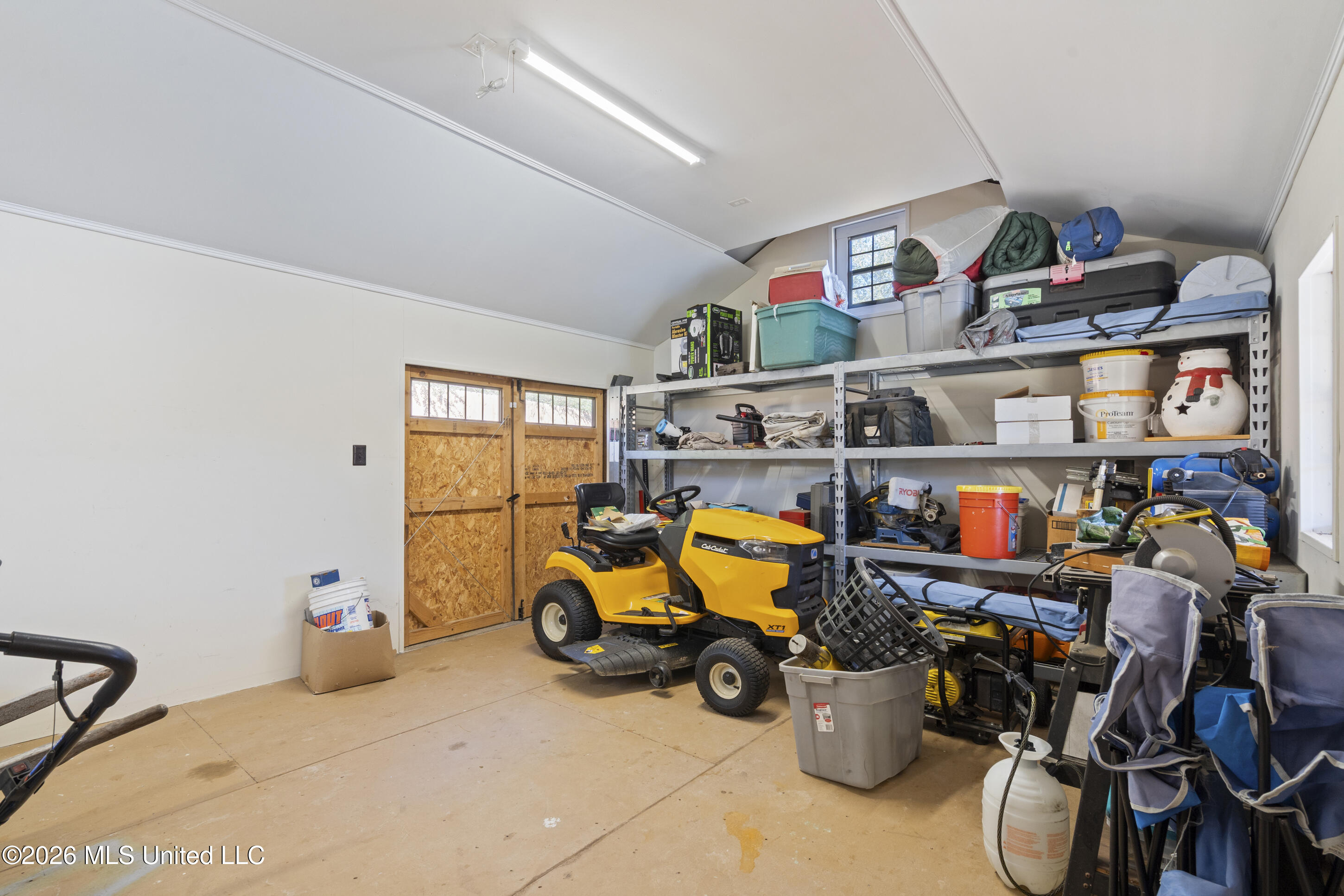 8828 Shallow Creek Drive Property Photo 49