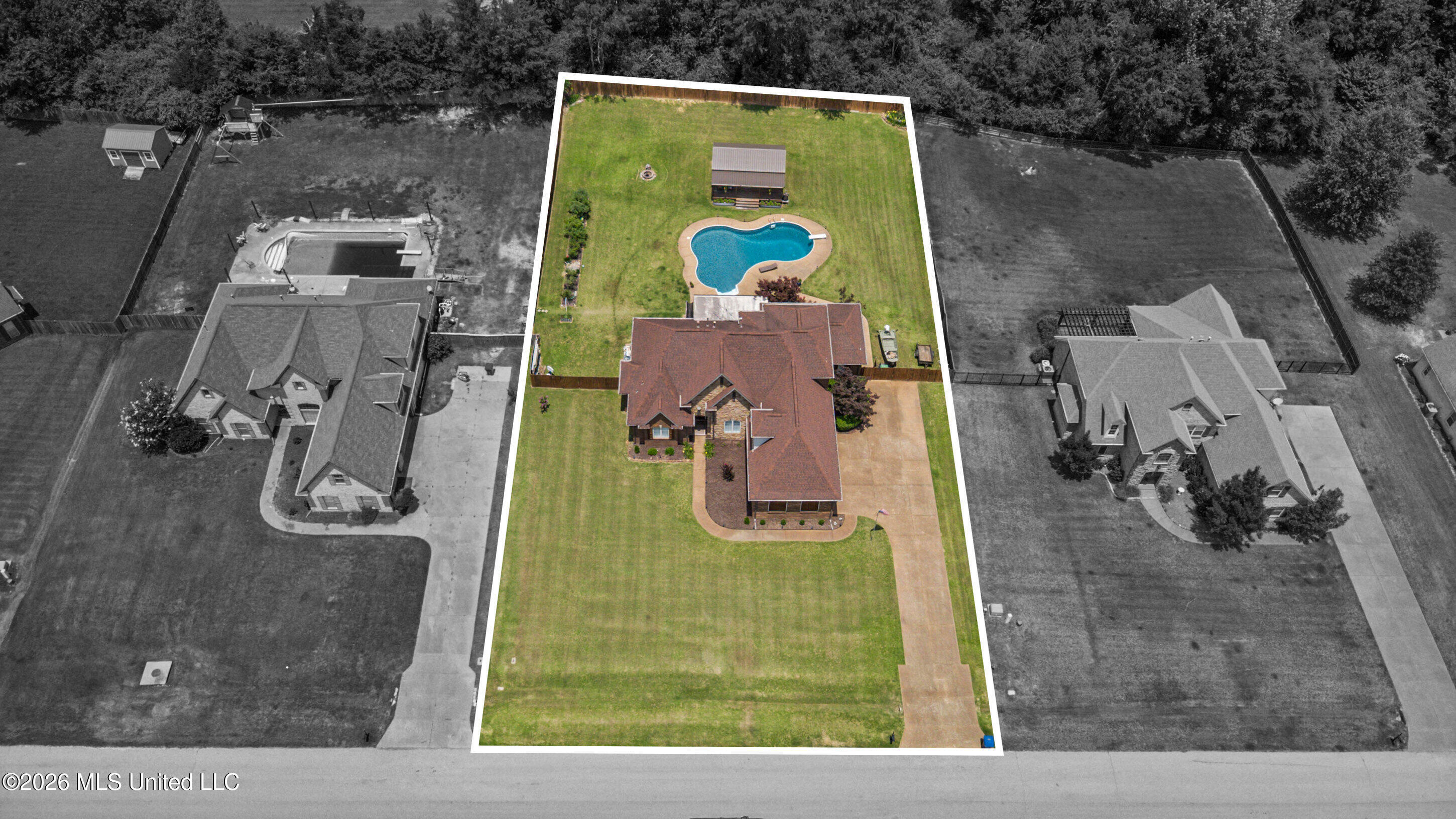 8828 Shallow Creek Drive Property Photo 56