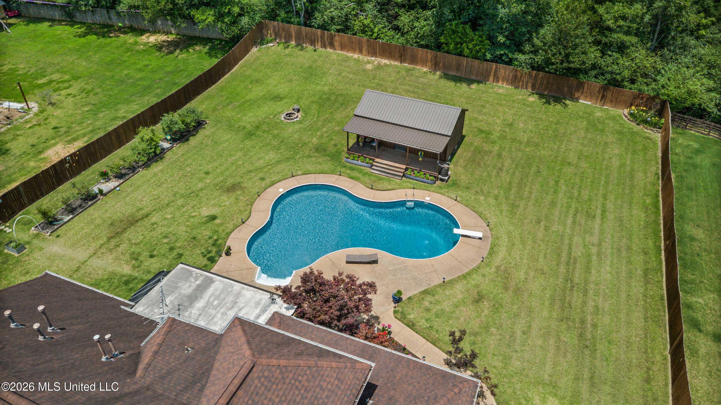 8828 Shallow Creek Drive Property Photo 58